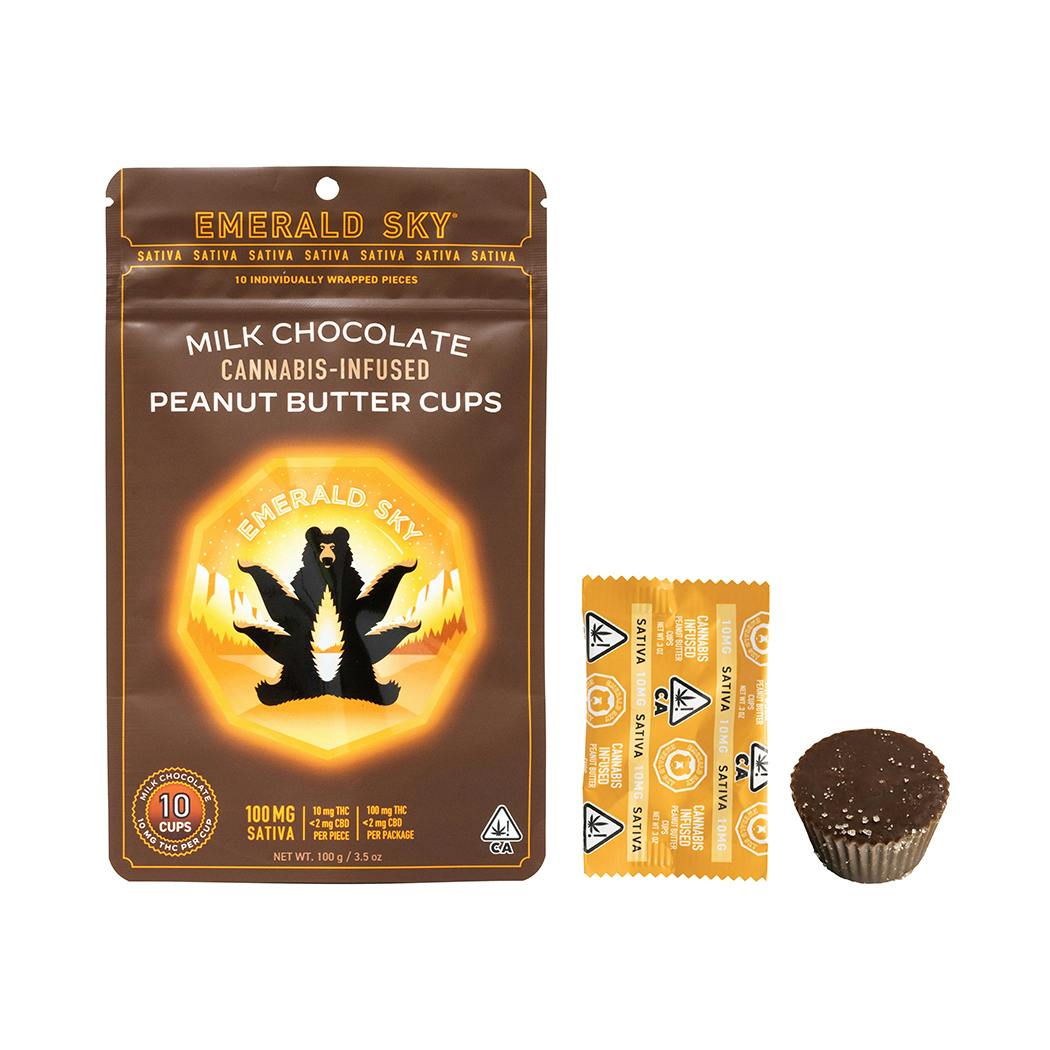 Photograph of product: Milk Chocolate Peanut Butters Cups   Oui'd   100mg (10 Pack)