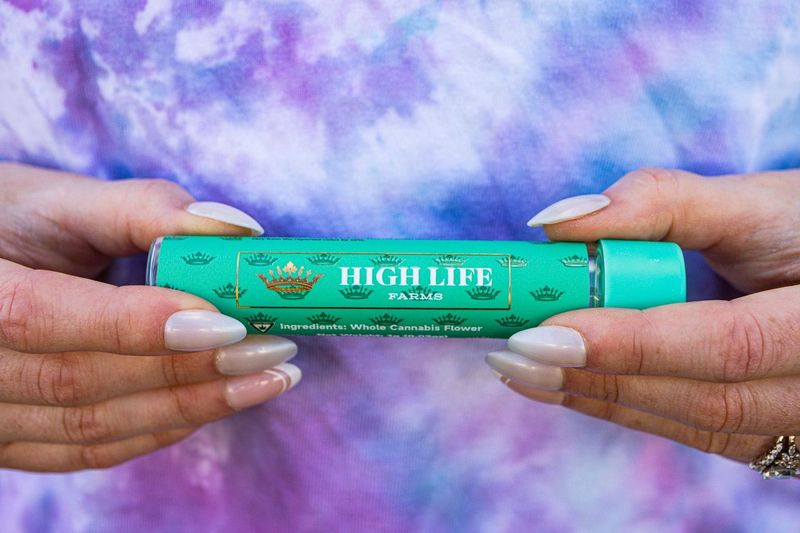 Photograph of product: HIGH LIFE FARMS BLUE MOSA PREROLL 1G