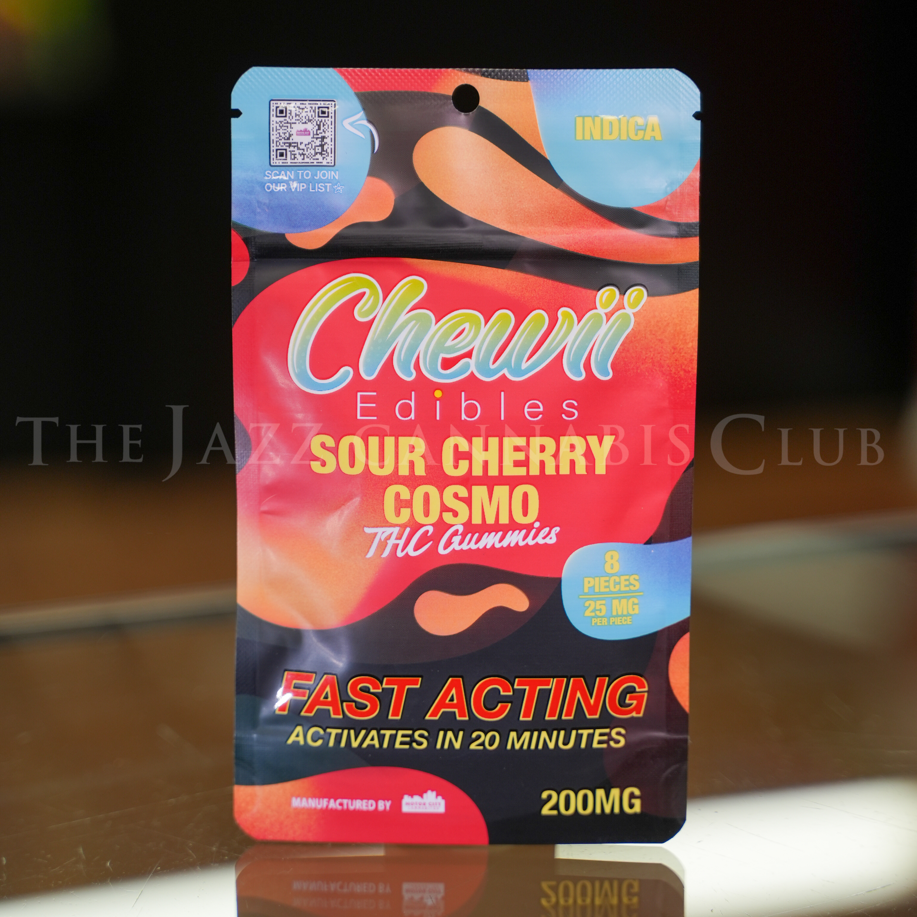 Photograph of product: Chewii - Sour Cherry Cosmo 200mg Fast Acting gummies