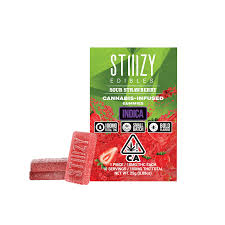 Photograph of product: SOUR STRAWBERRY 100MG 10 PACK GUMMIES