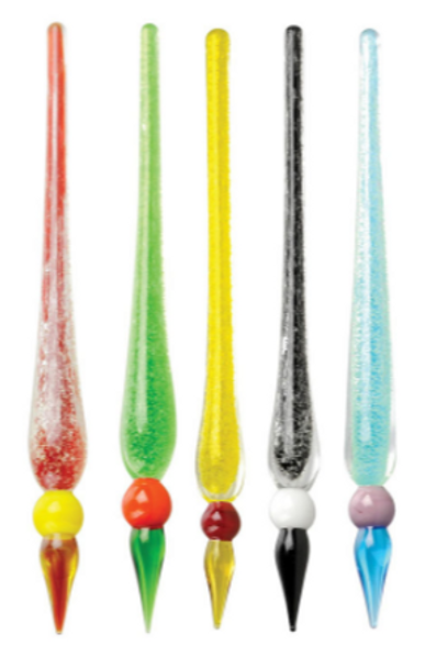 Photograph of product: GLASS DABBER GLOW IN THE DARK 6IN