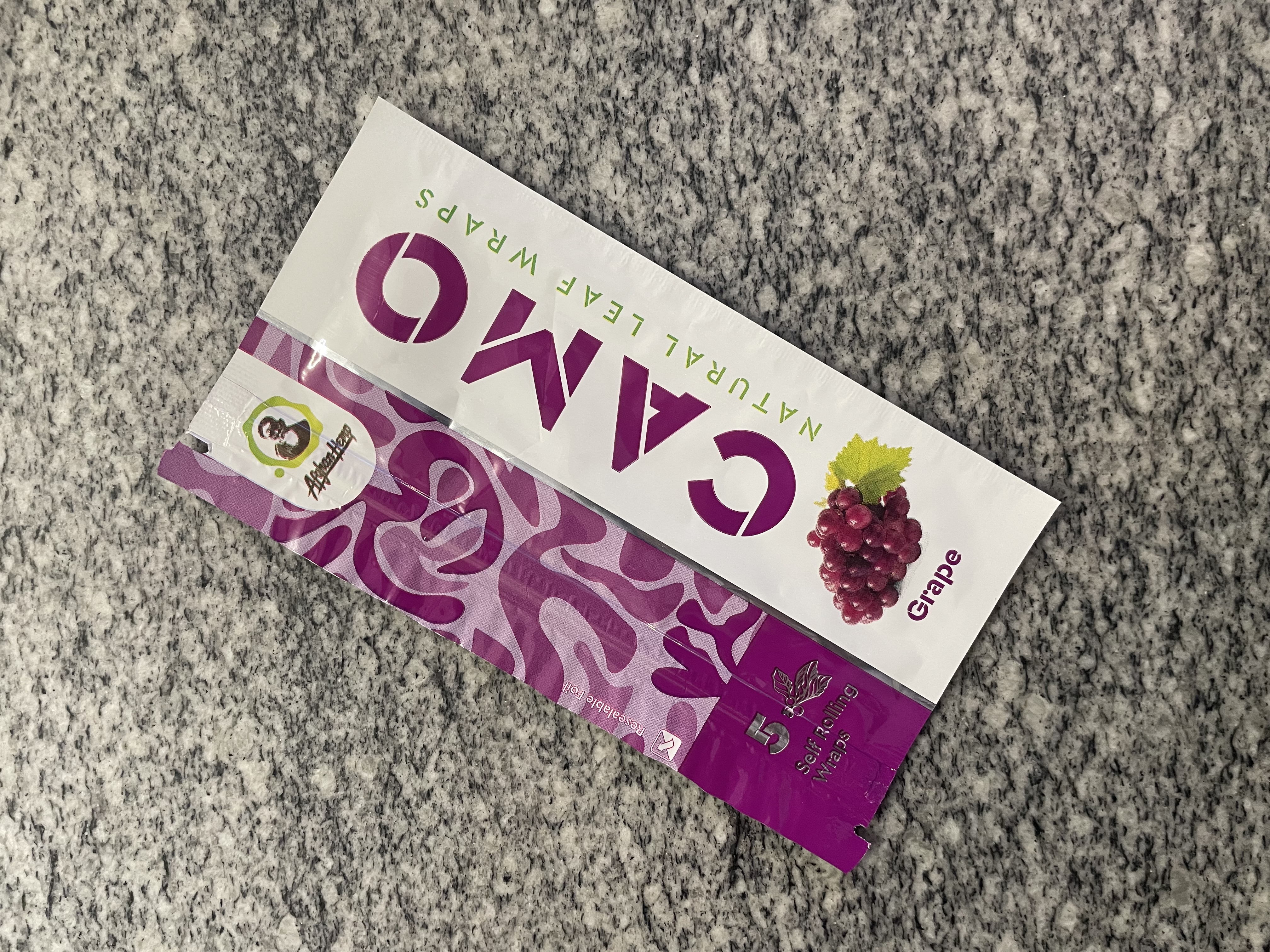 Photograph of product: Camo Natural Leaf Wraps Grape