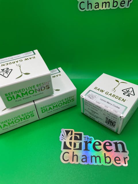 Photograph of product: Lemon Berry Cookies Diamonds