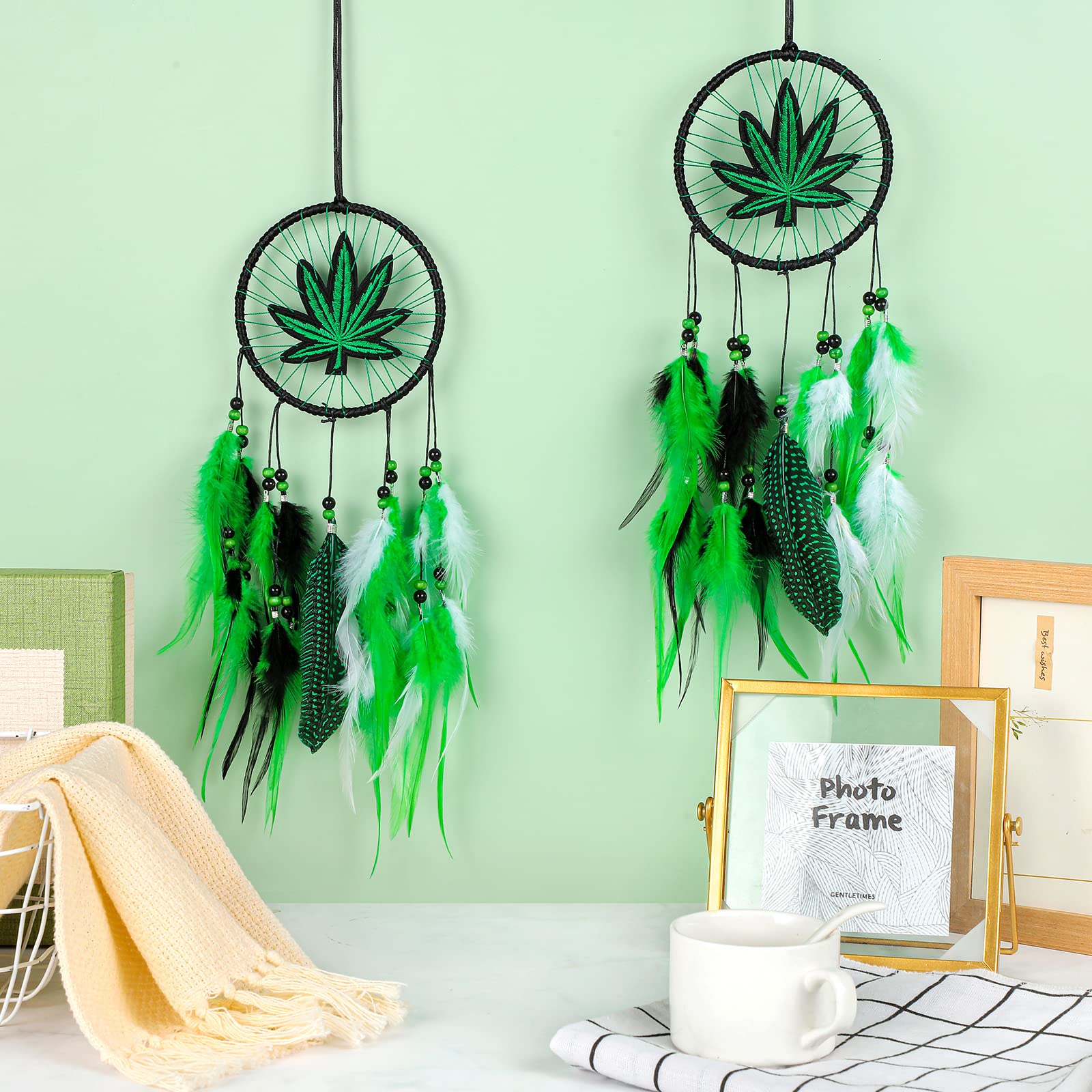 Photograph of product: Oui'd Decor l Pot Leaf Dream Catcher l 1pk