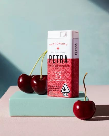 Photograph of product: Tart Cherry Mints 100mg | 40pk - 