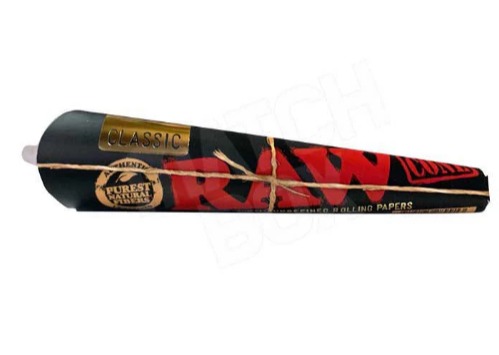 Photograph of product: 1 1/4 Cones | RAW - Classic Black 6pk