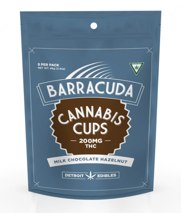 Photograph of product: Barracuda Cups | Milk Chocolate Hazelnut | 200mg