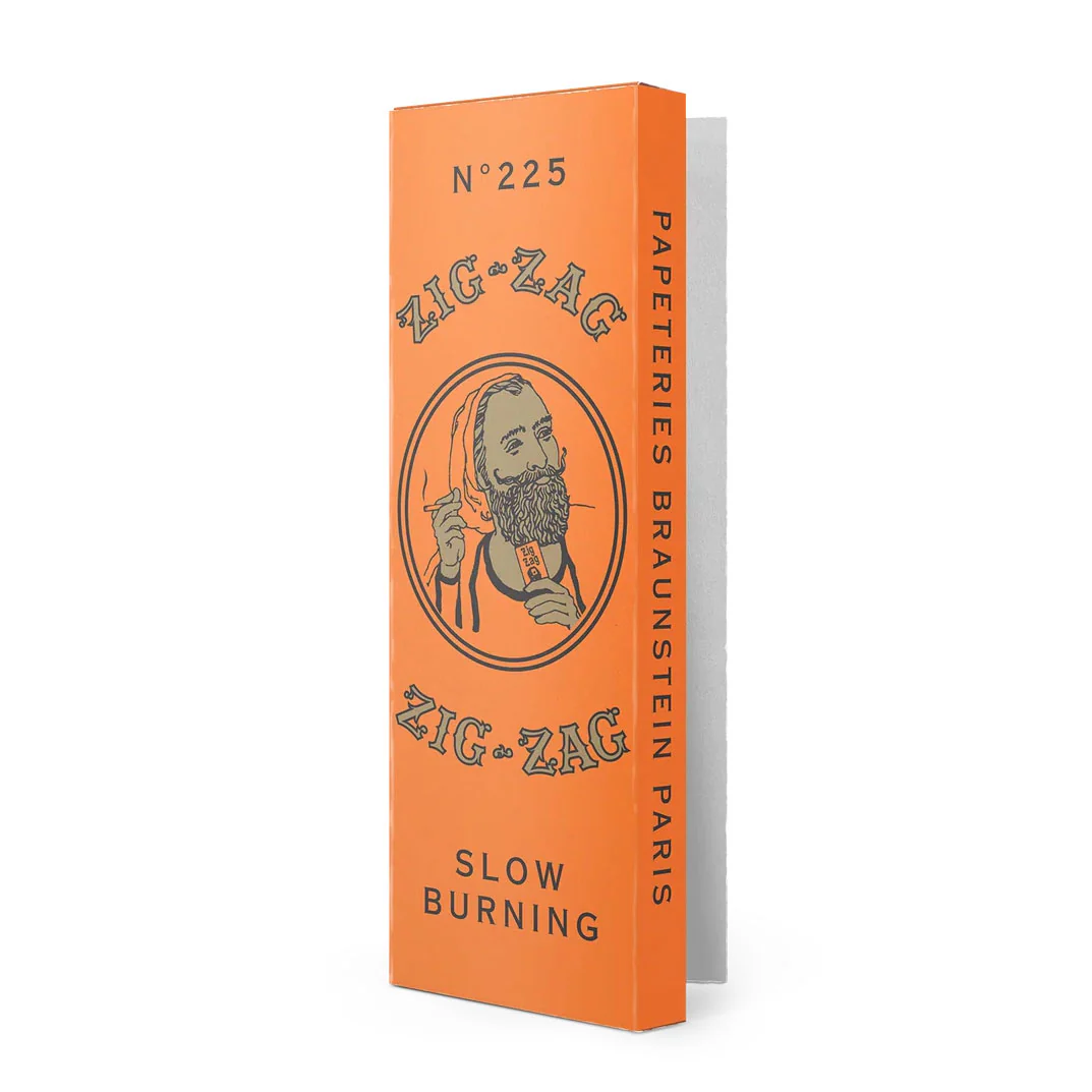 Photograph of product: Zig-Zag | Classic Orange Rolling Papers | 1 1/4