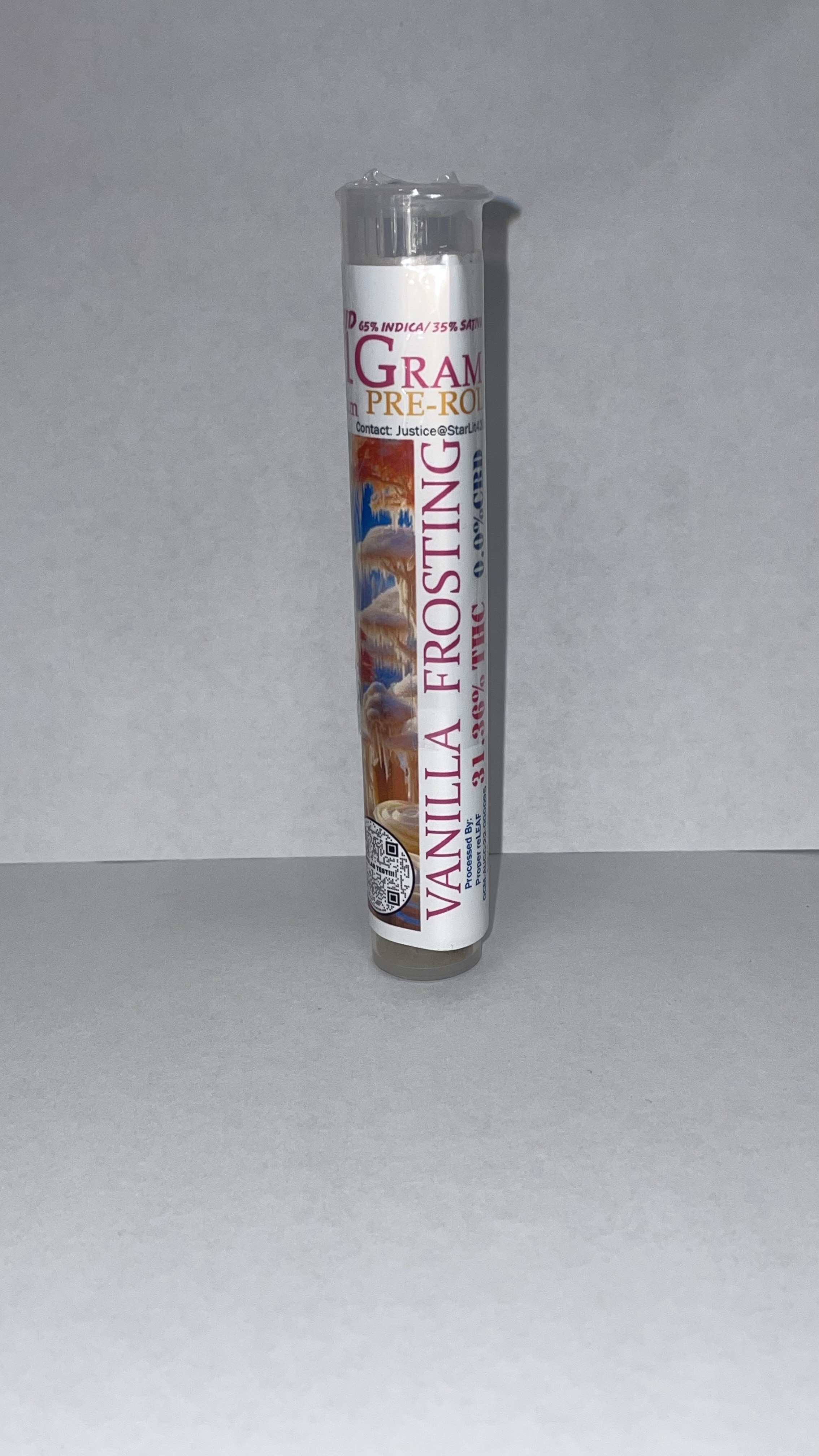Photograph of product: Star_Lit420 - Vanilla Frosting - Single Keif Dusted Joint Preroll