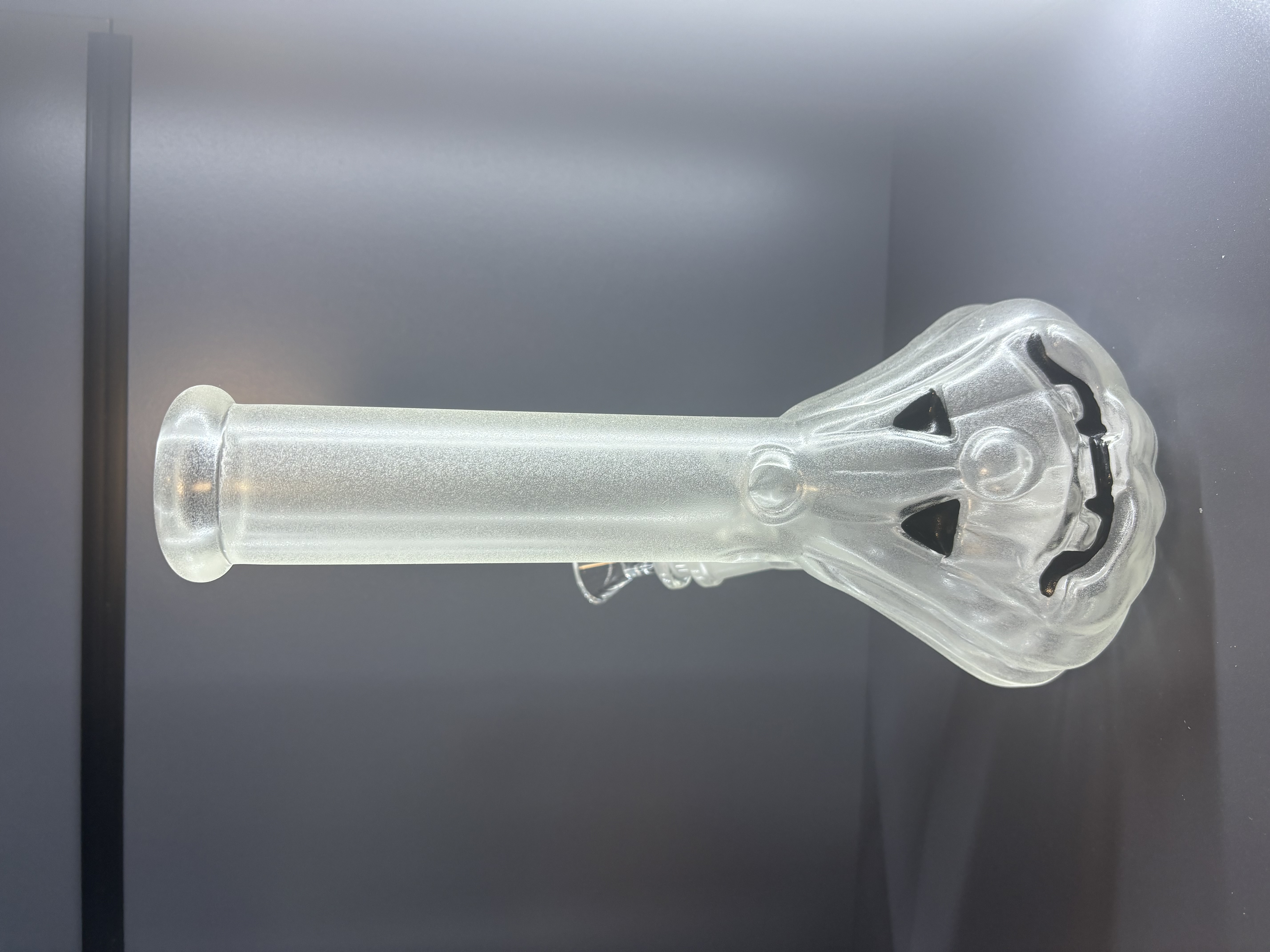 Photograph of product: Pumpkin Clear Glass Bong Glow 7.25"