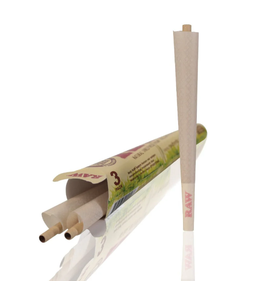 Photograph of product: Raw King Size Organic Cones | 3pk