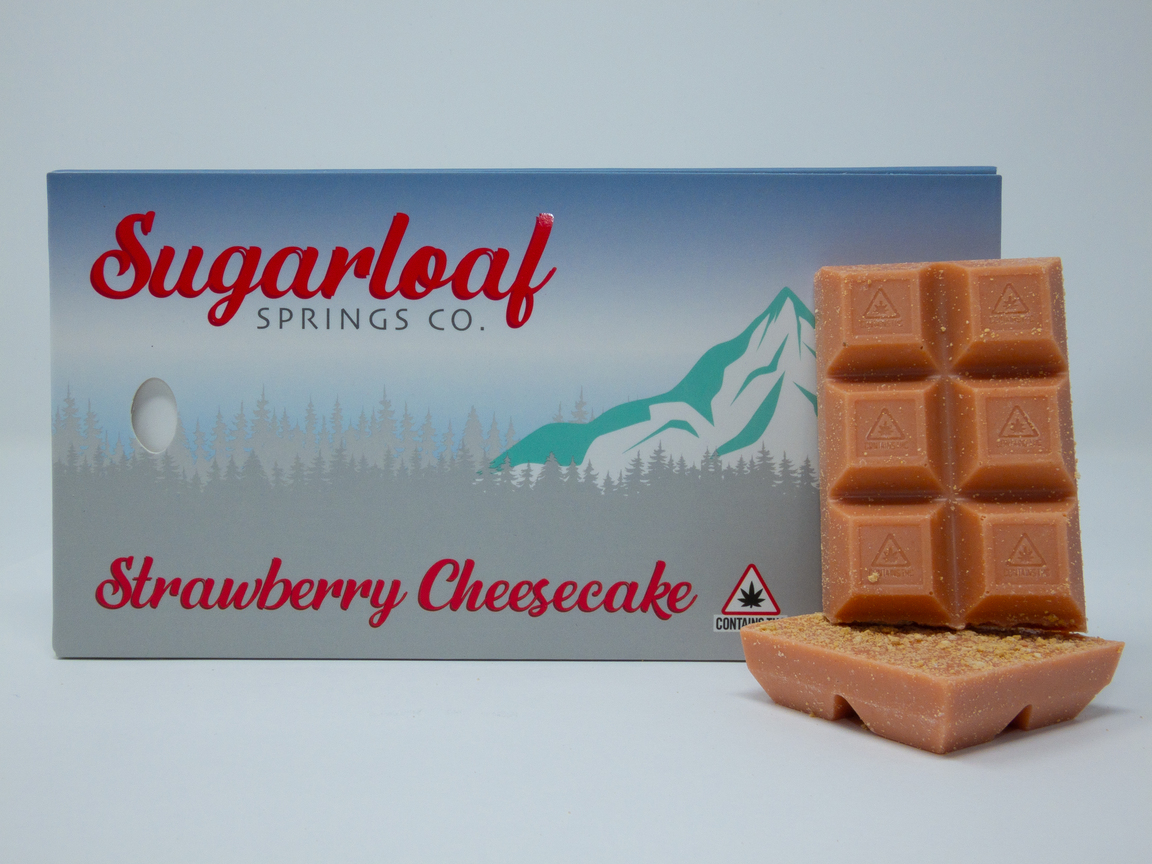 Photograph of product: SMS Strawberry Cheesecake Chocolate Bar 100mg