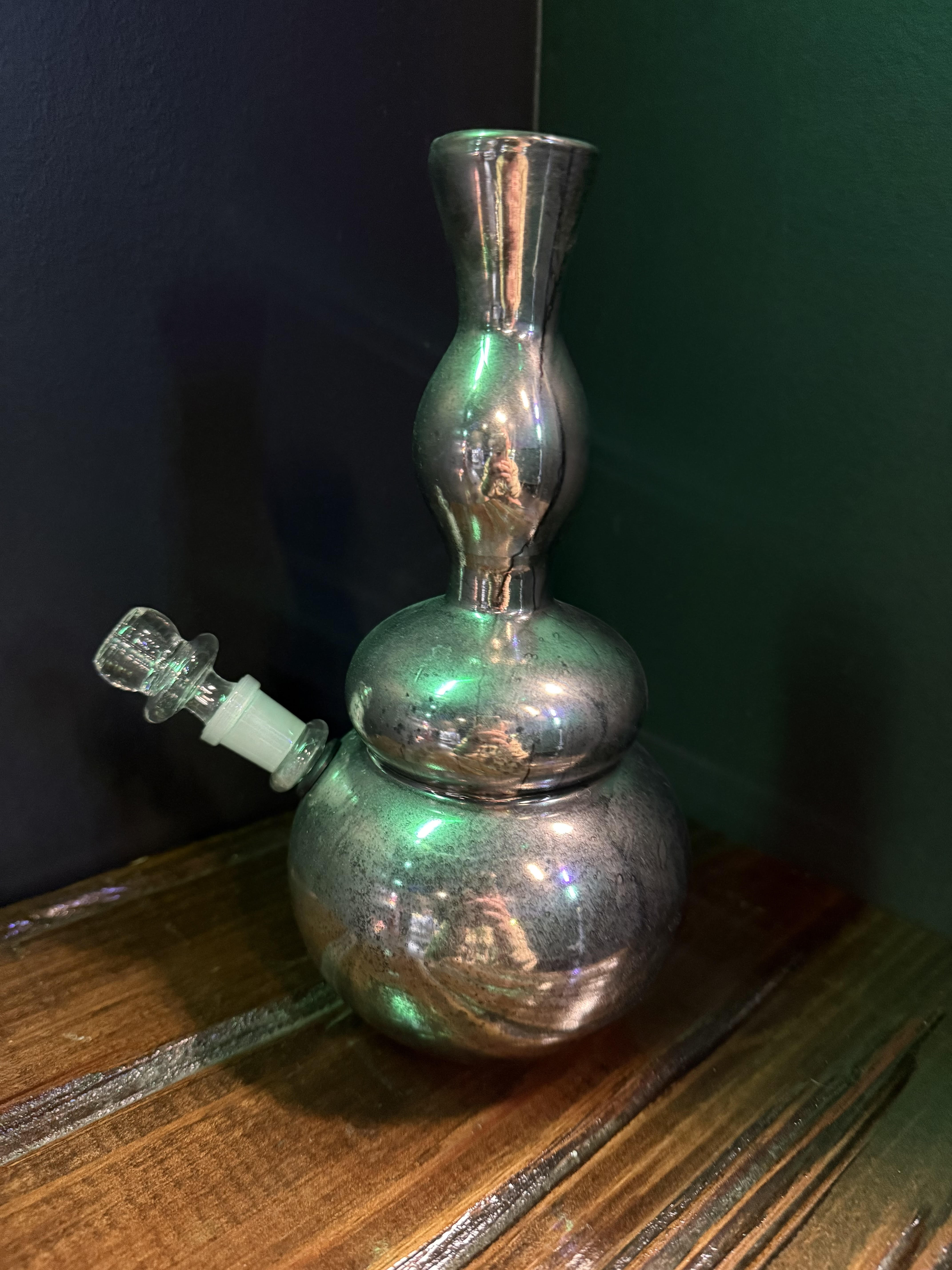Photograph of product: Midas Touch Soft Glass Water Pipe | 9"