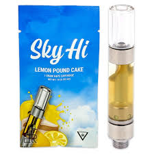 Photograph of product: Sky-Hi | Lemon Pound Cake 510 Distillate Cartridge