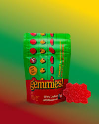 Photograph of product: Gemmies Yum Berry 100mg Single Gummy