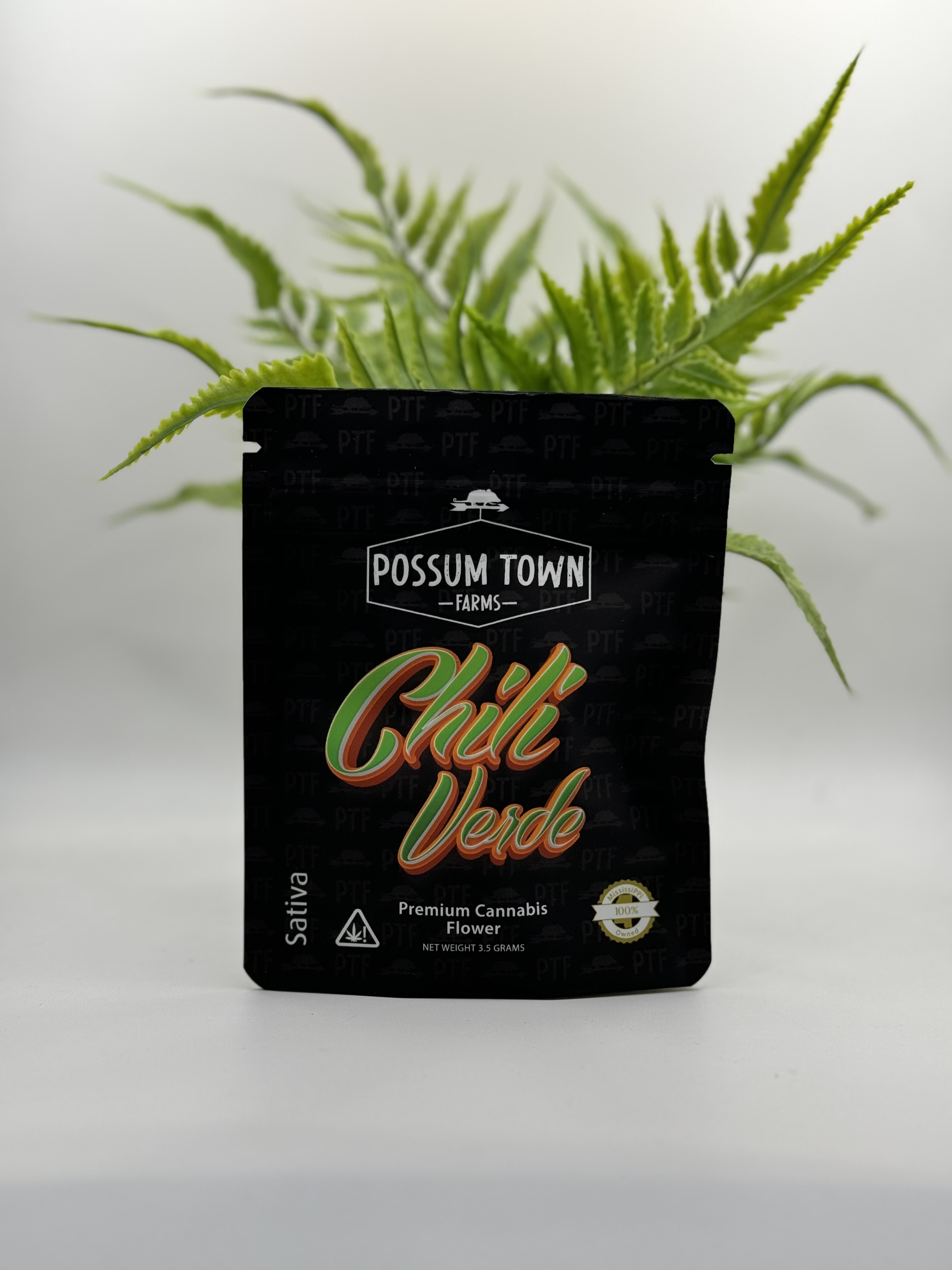 Photograph of product: Possum Town | 3.5g | Chili Verde | Oui'd