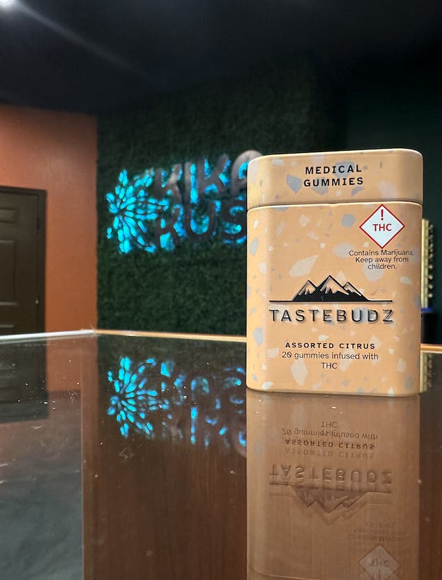 Photograph of product: Tastebudz - Assorted Citrus Rosin Gummies - 500mg