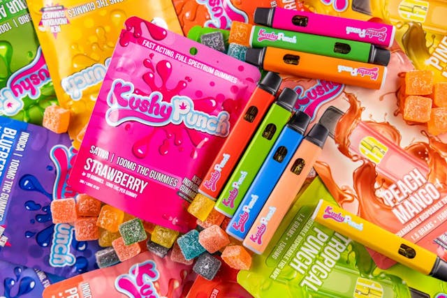 Photograph of product: Kushy Punch Cartridge 1g Hybrid Pineapple Jealousy - 