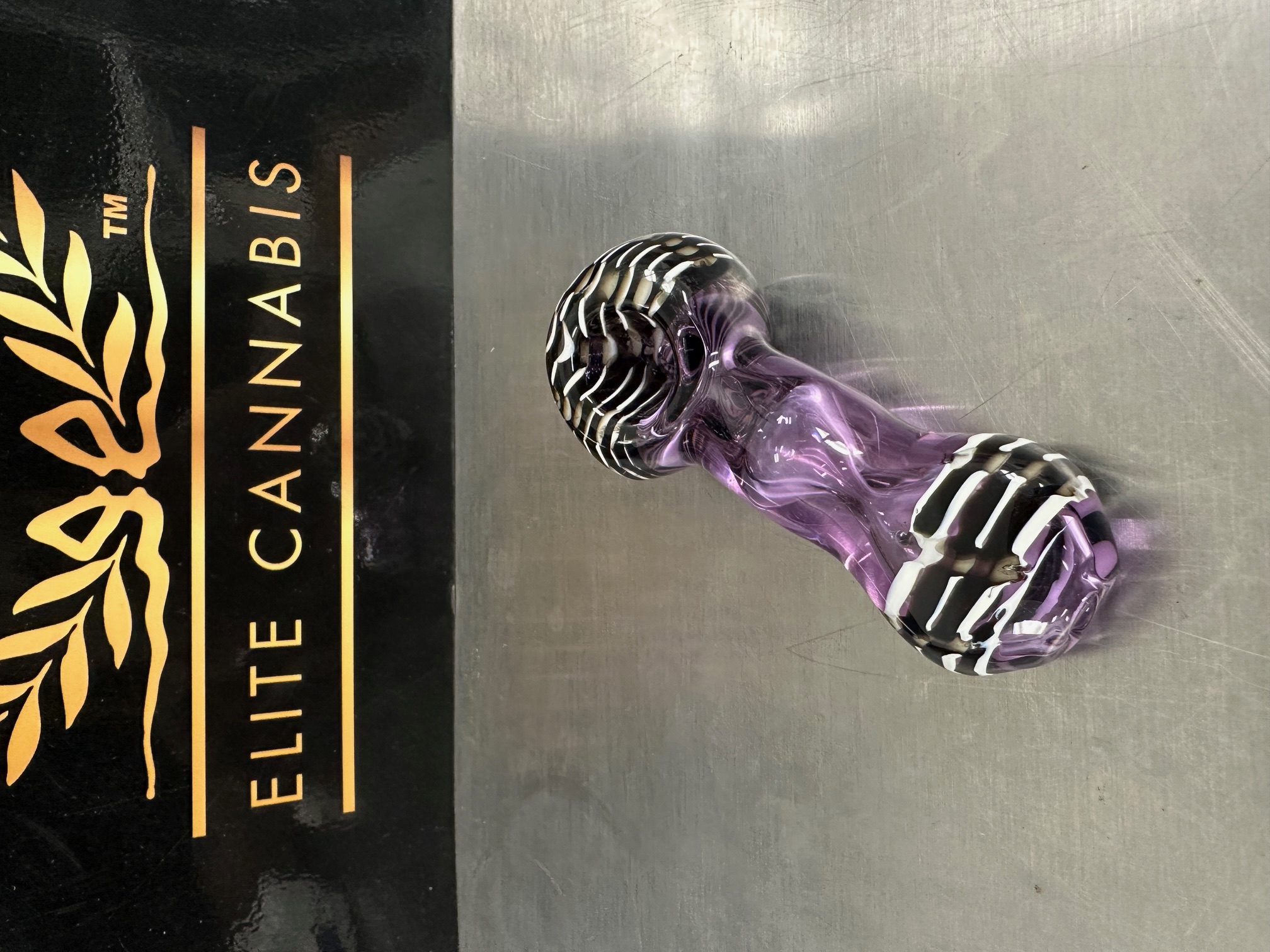 Photograph of product: 4 inch Heavy Inside Out Spoon Handpipes
