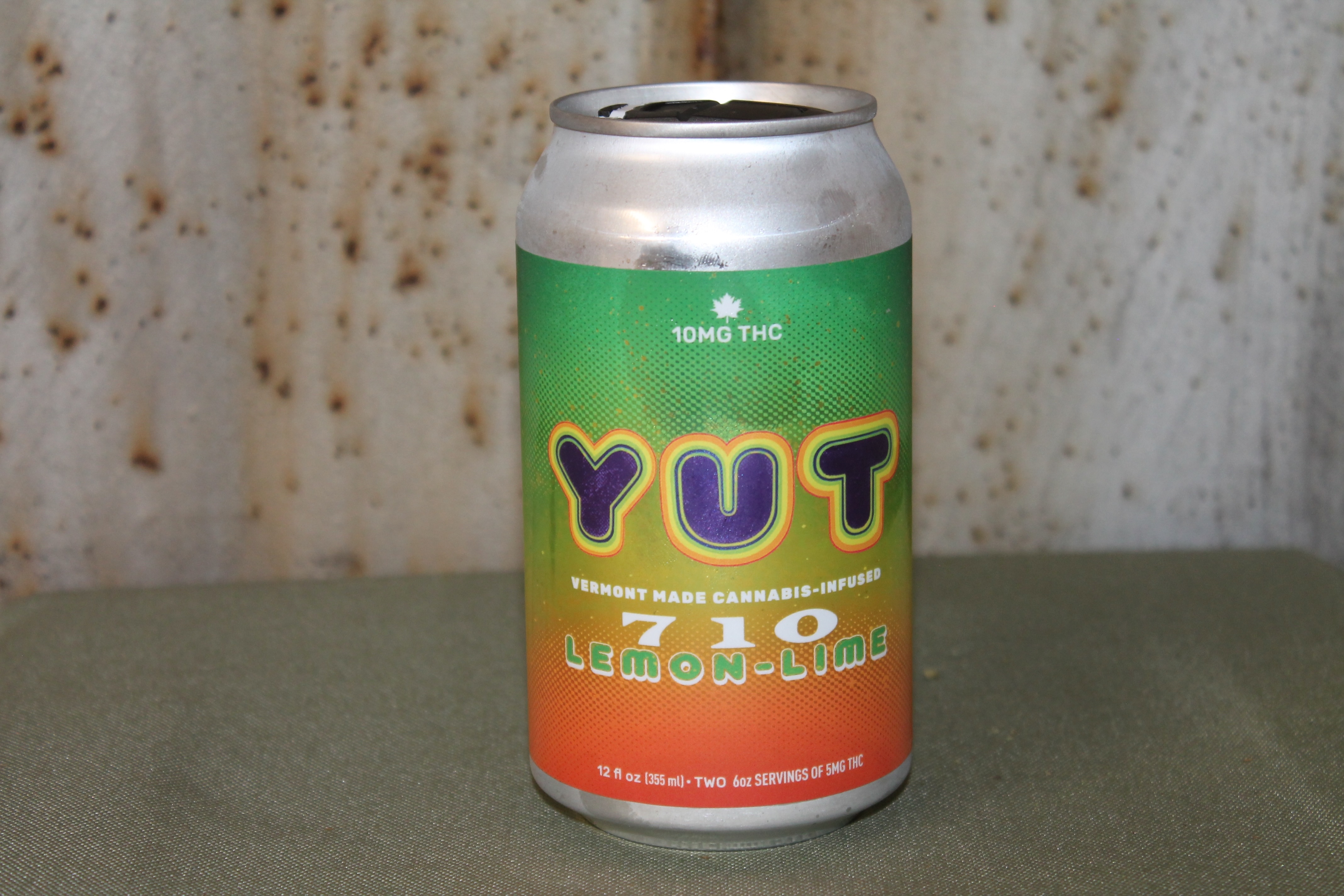 Photograph of product: YUT I 710 Lemon Lime Soda
