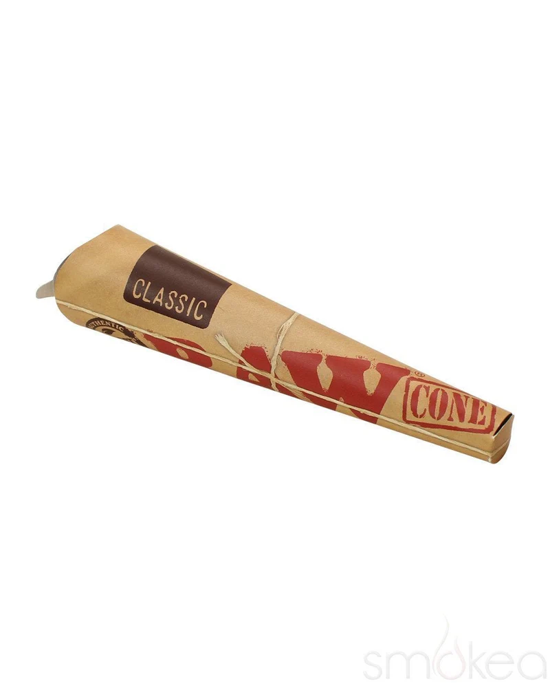 Photograph of product: RAW Classic 1 1/4 Cones 6 pack