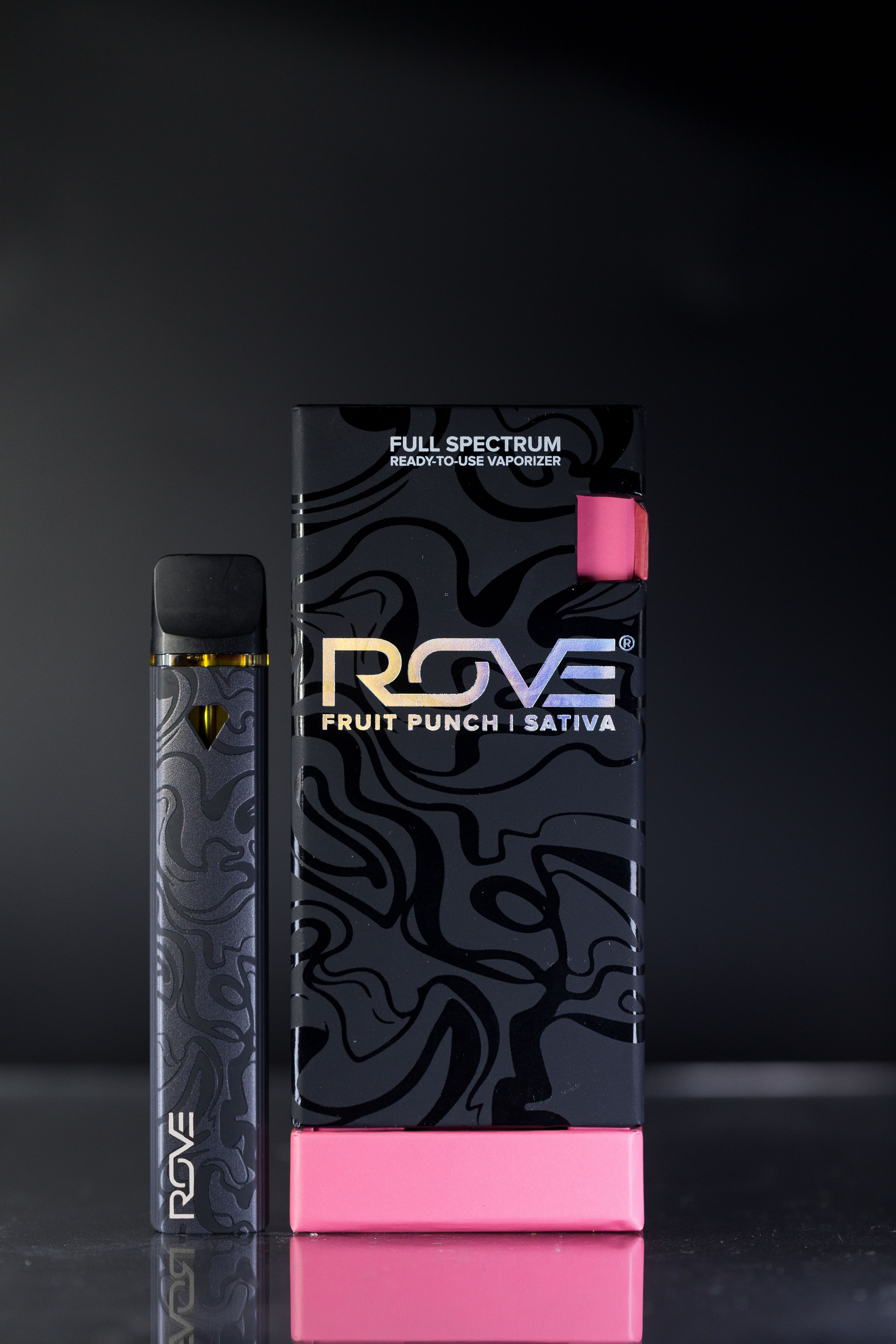 Photograph of product: Fruit Punch | Live Resin & Melted Diamonds Pod-Battery Combo