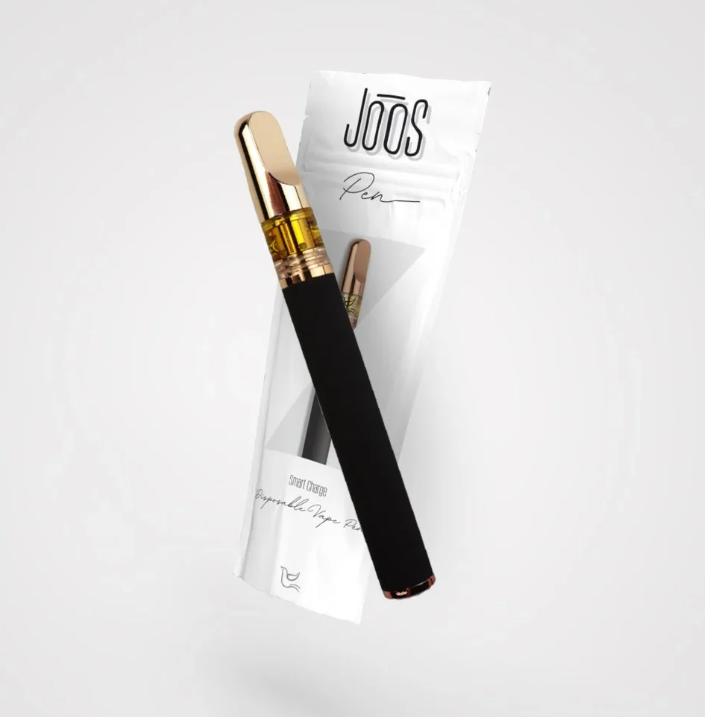 Photograph of product: OG Kush | Disposable Vape Pen