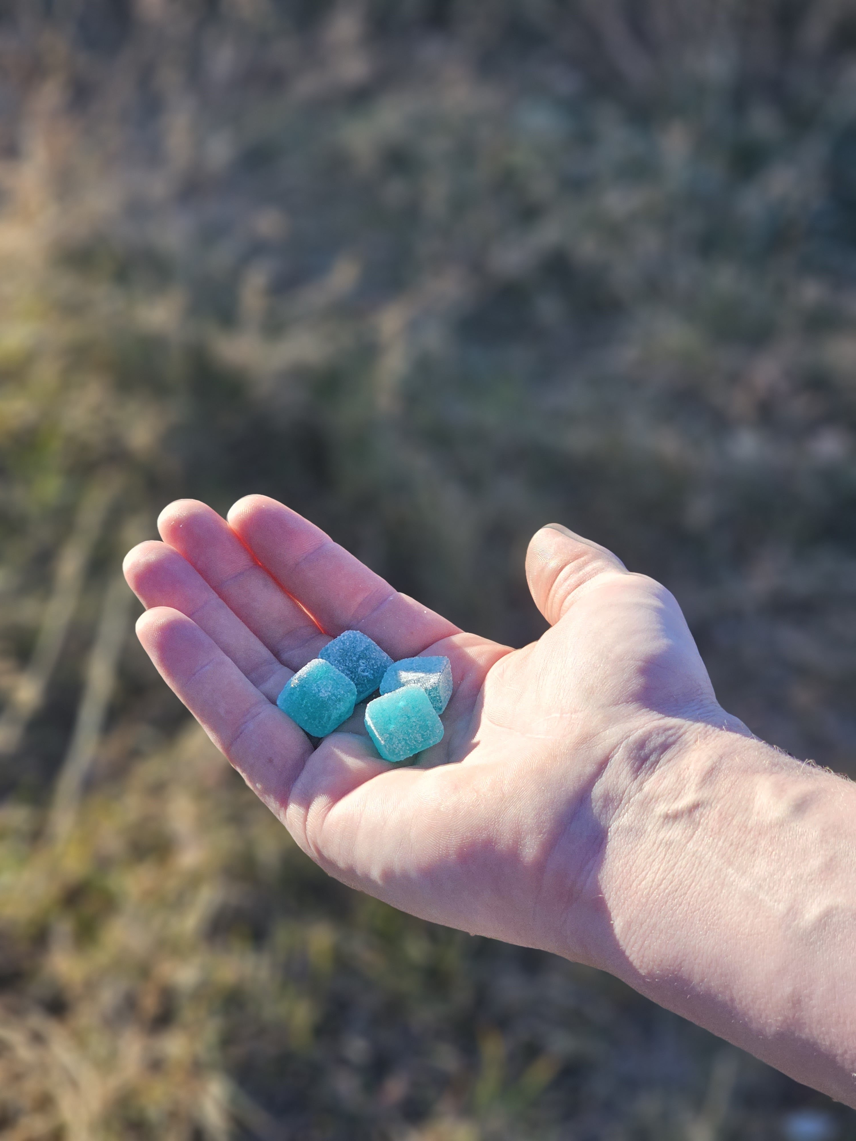 Photograph of product: Gummies | Blue Raspberry | Oui'd 100mg