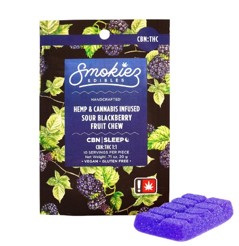 Photograph of product: Smokiez - Single Piece - Oui'd Blue Raspberry Gummiez (100mg)