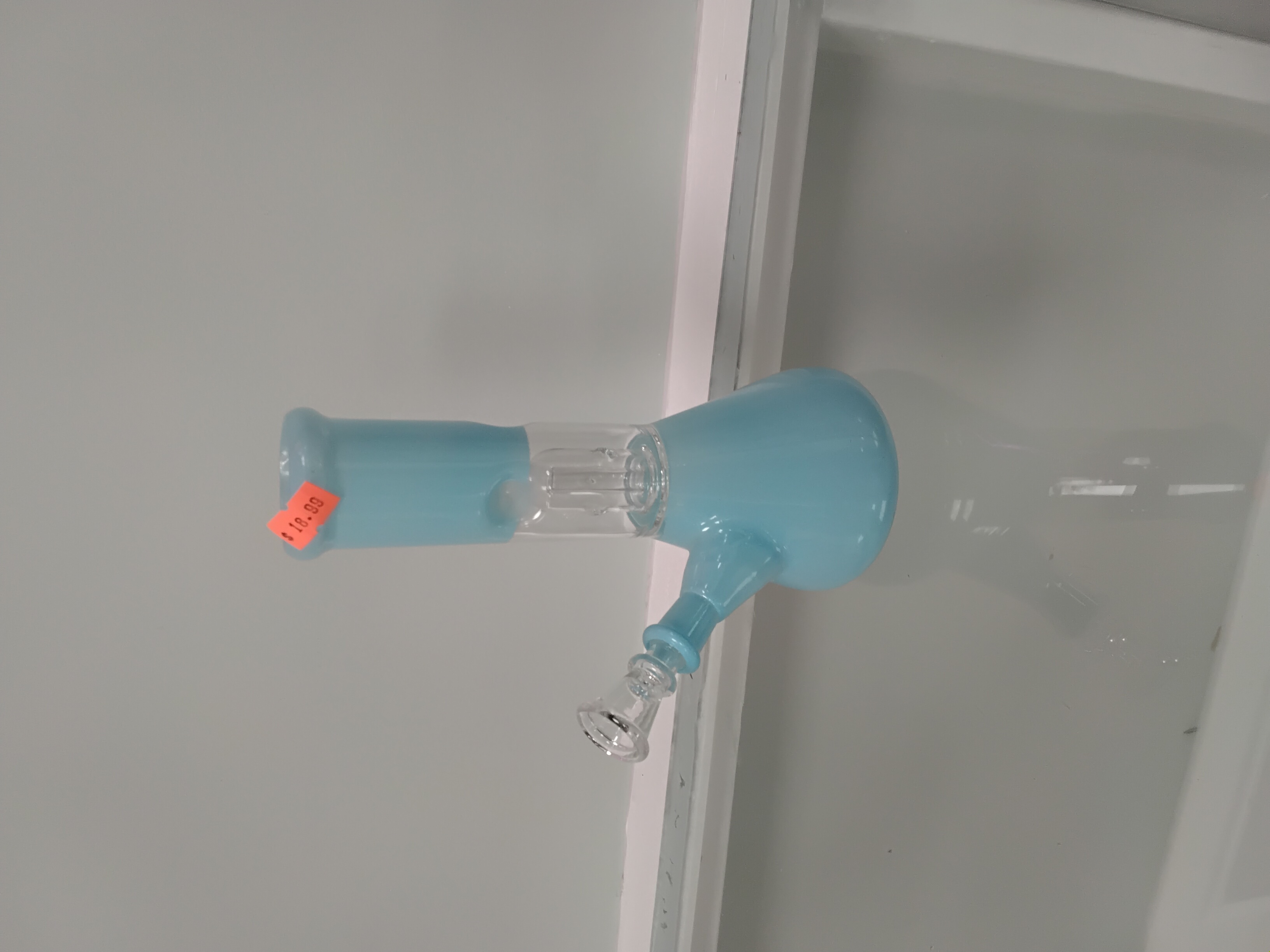 Photograph of product: Small Beaker Slide Waterpipe