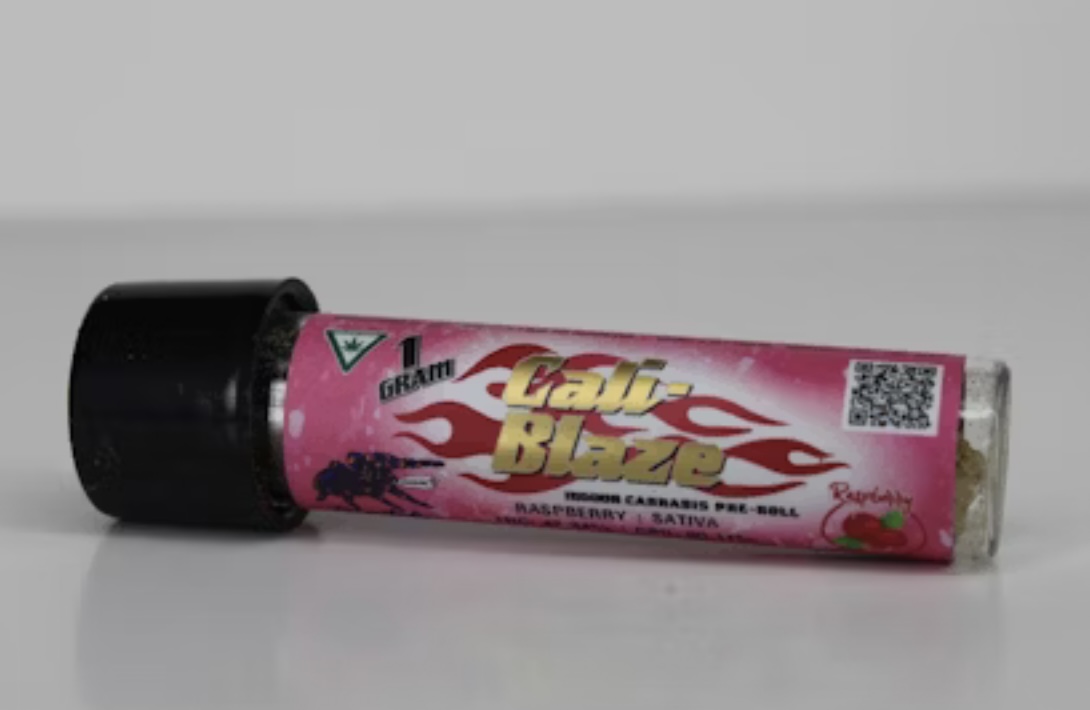 Photograph of product: AU Cali-Blaze: Raspberry Tarantula 1G