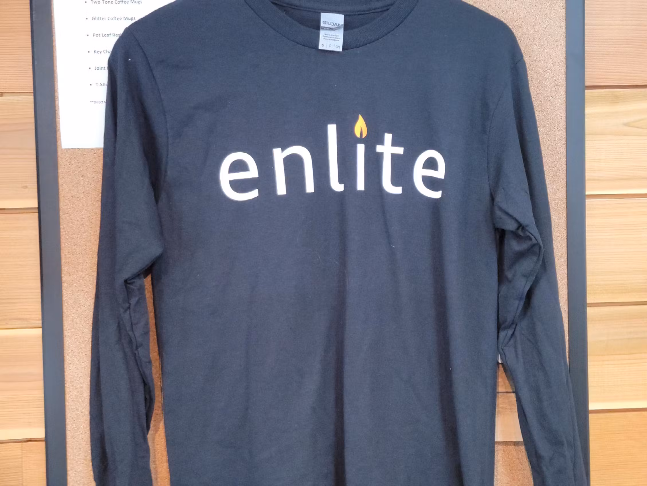 Photograph of product: Enlite Long Sleeve Shirt