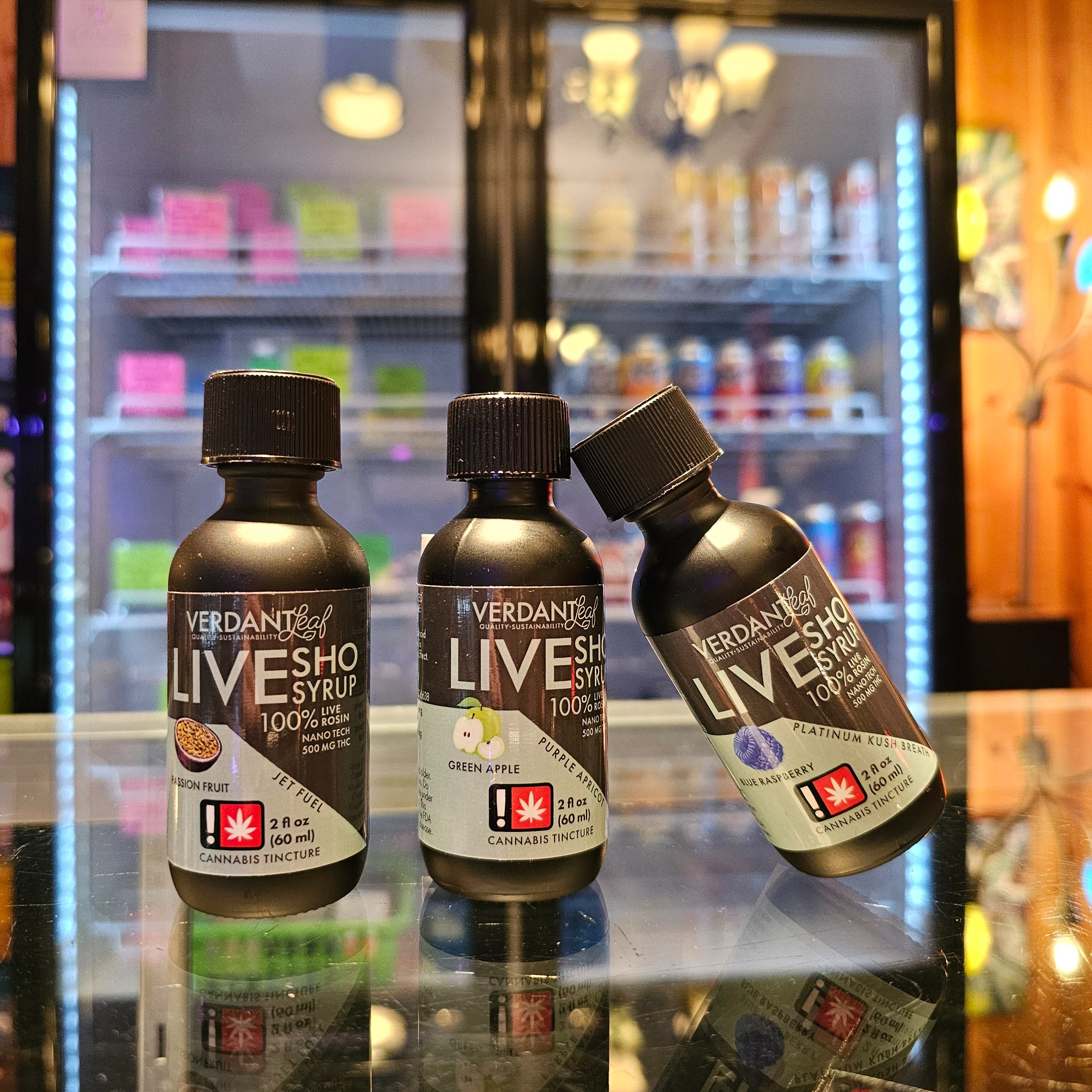 Photograph of product: Verdant Leaf 500mg Tropical Punch Hybrid Syrup