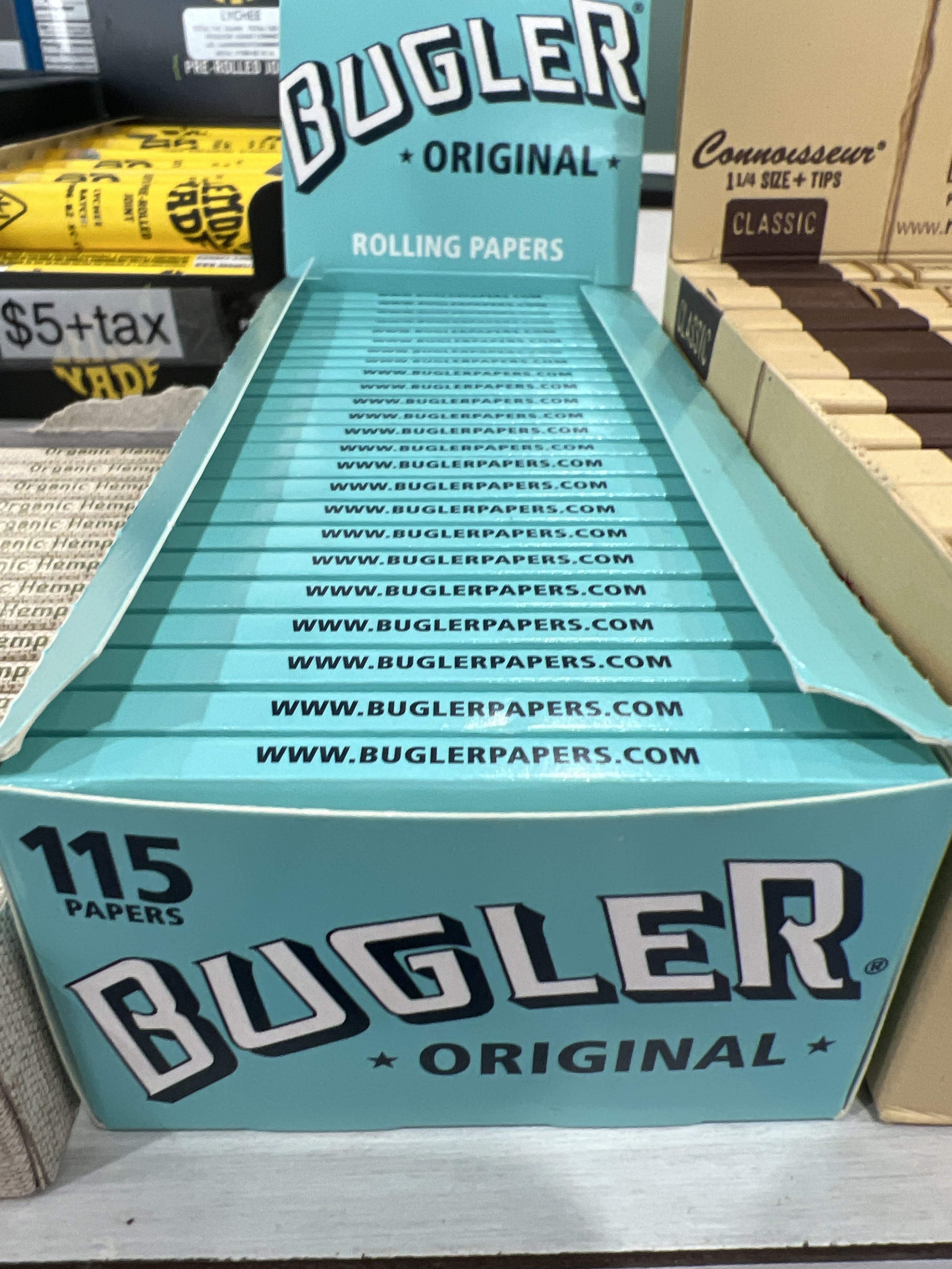 Photograph of product: BUGLER ROLLING PAPER