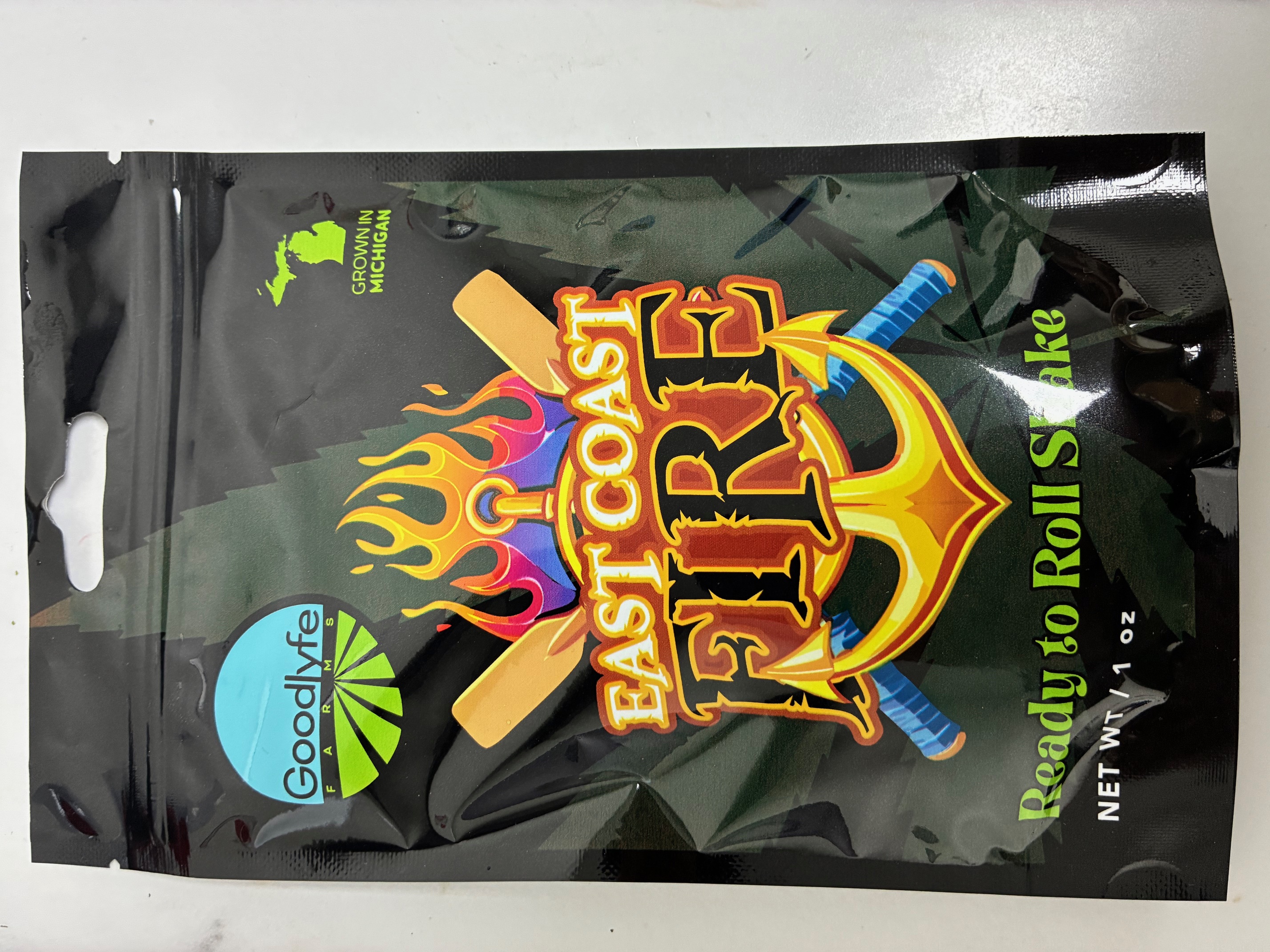 Photograph of product: Goodlyfe - East Coast Fire Ready to Roll Shake OZ - 28g