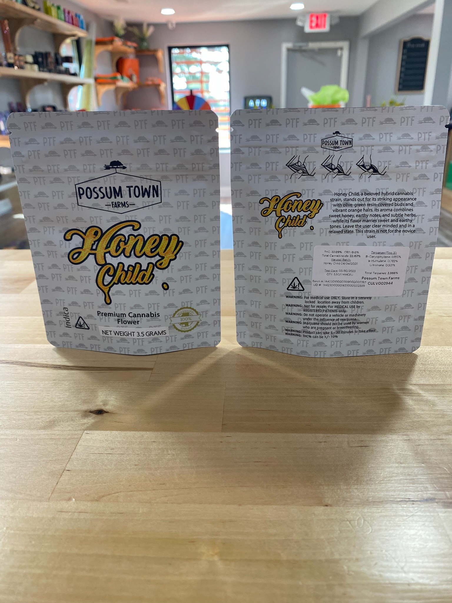 Photograph of product: Possum Town Farms- Honey Child (I) - 3.5g