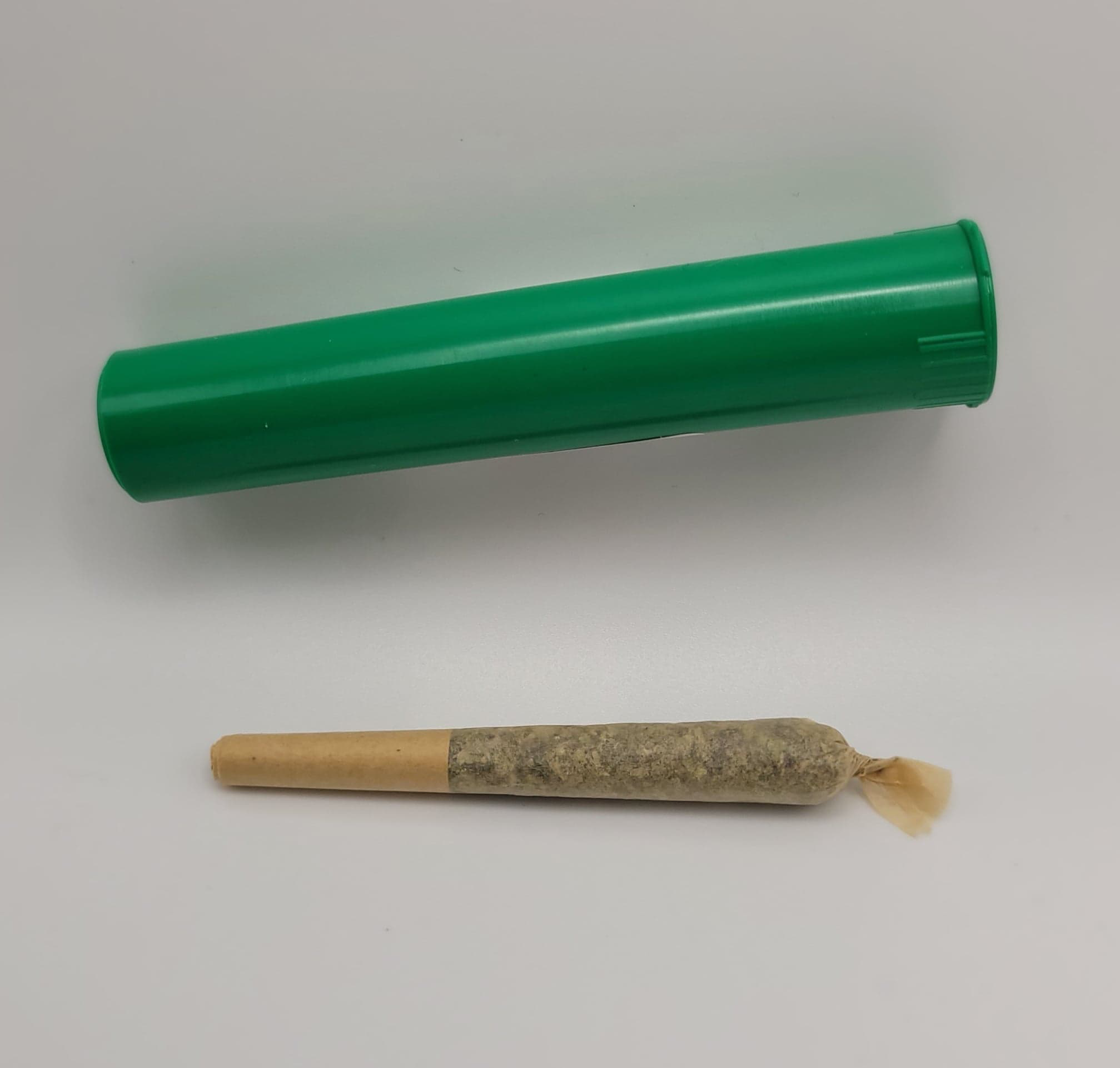 Photograph of product: ***.5g Usable Oui'd Preroll ~ Blue Magoo ~ Green Leaf Special