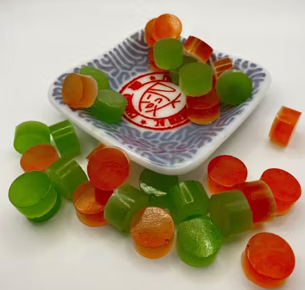 Photograph of Product: Pink Fox: Mango 10 Pack 200MG Gummies (10x20mg)