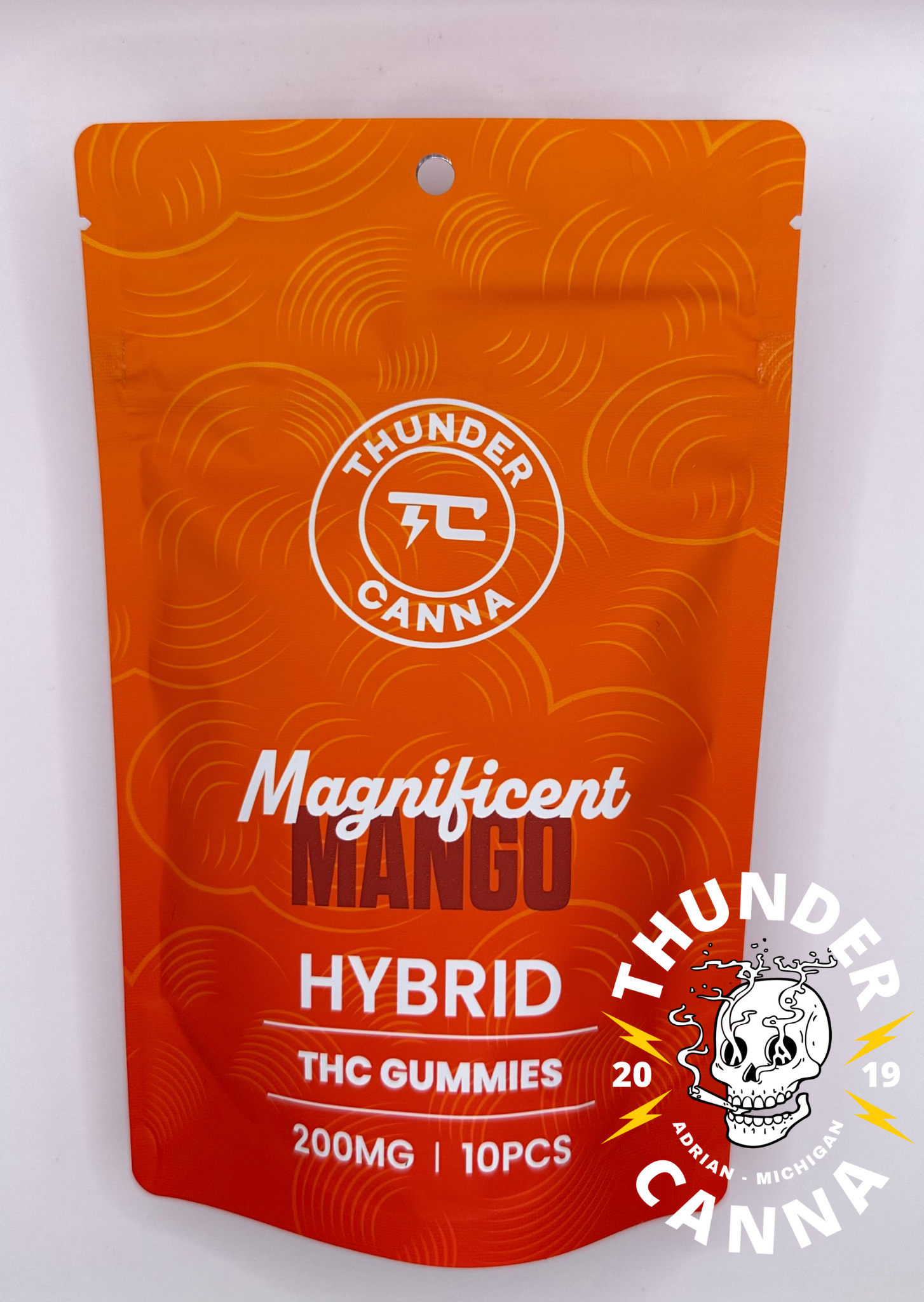 Photograph of product: Gummies 200mg l Mango l Hybrid l Thunder Canna