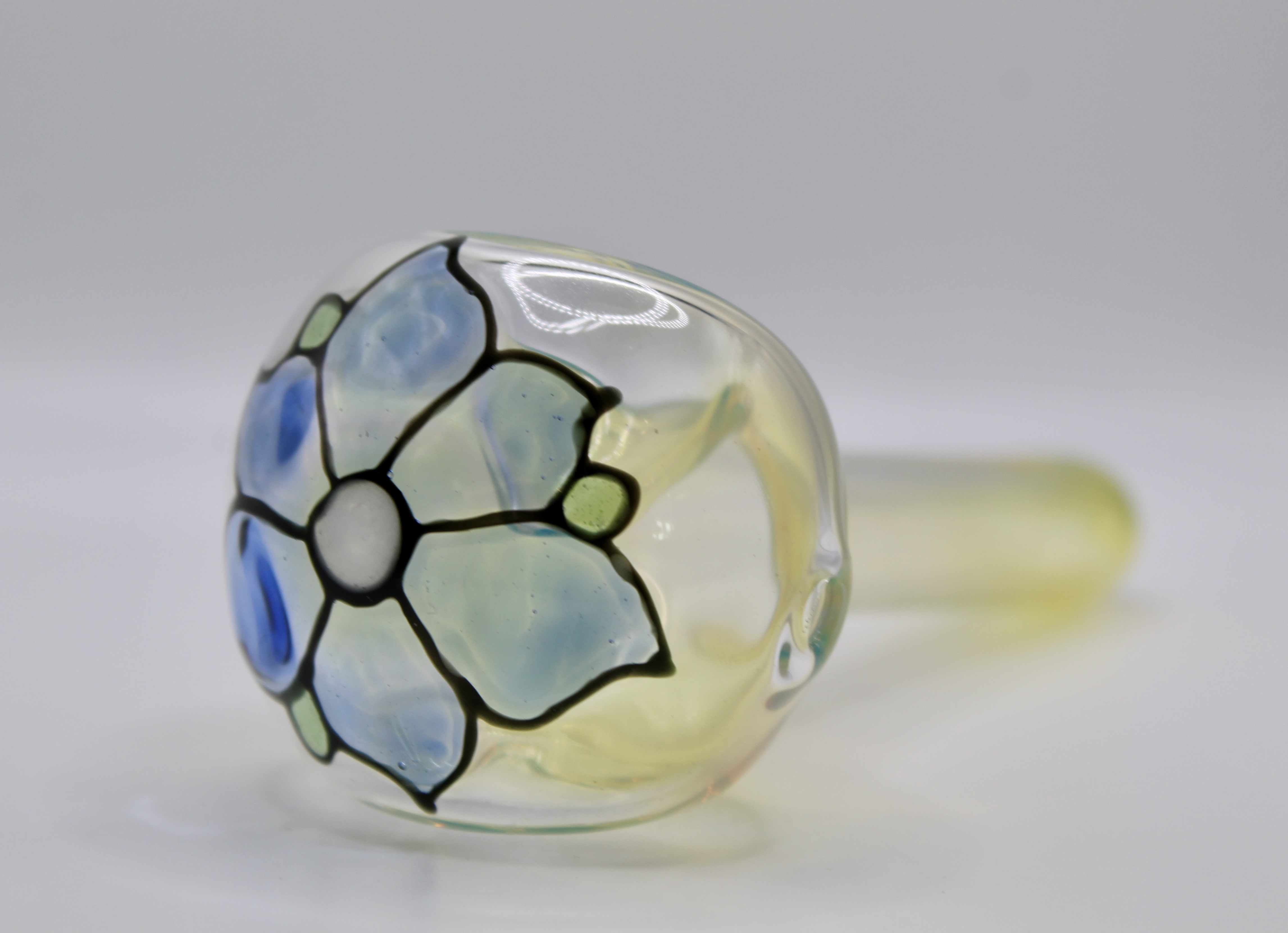 Photograph of product: Fumed Floral Pipe by Leckie