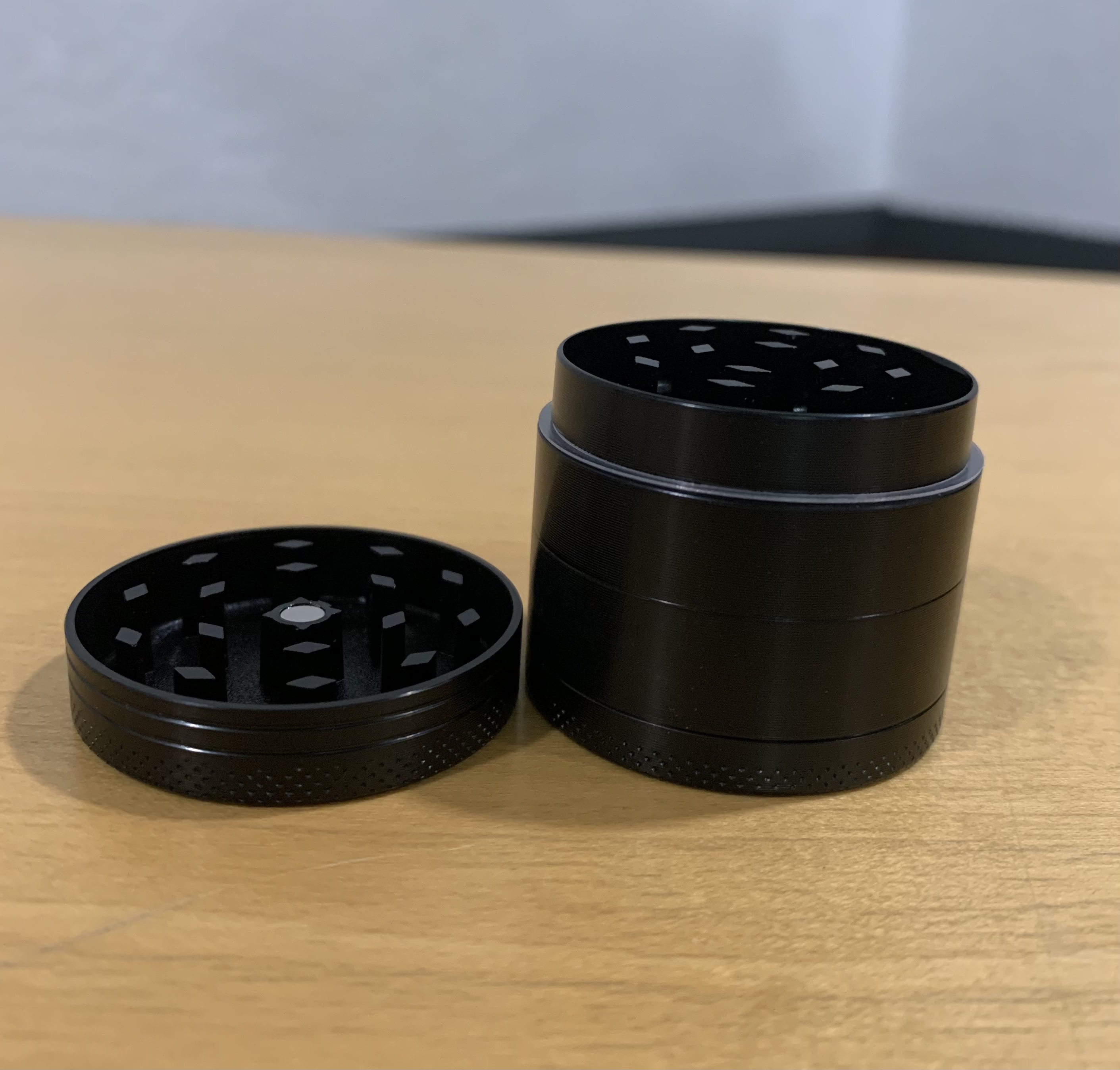 Photograph of product: Blown 4 Piece Metal Grinder