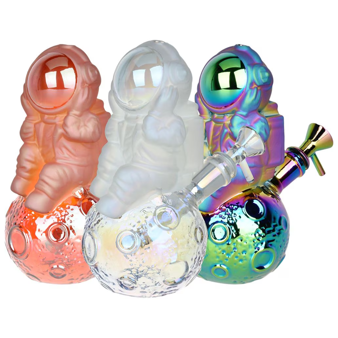 Photograph of product: Bong | Space Man On The Moon | 14mm F | 6.75" | Assorted Colors