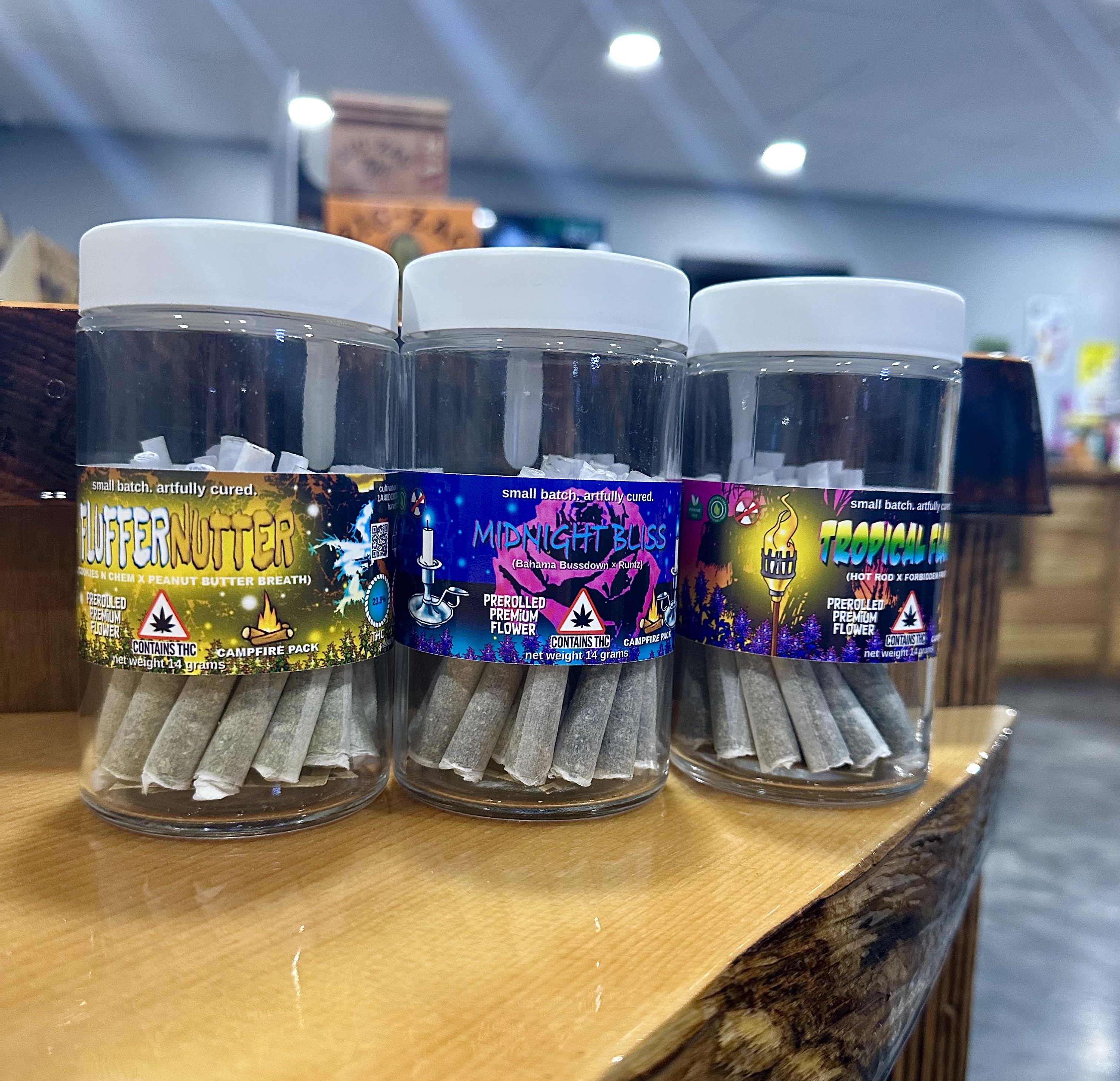 Photograph of product: High Tide - Tropical Fruit Explosion 28 Pre-Roll Campfire Pack
