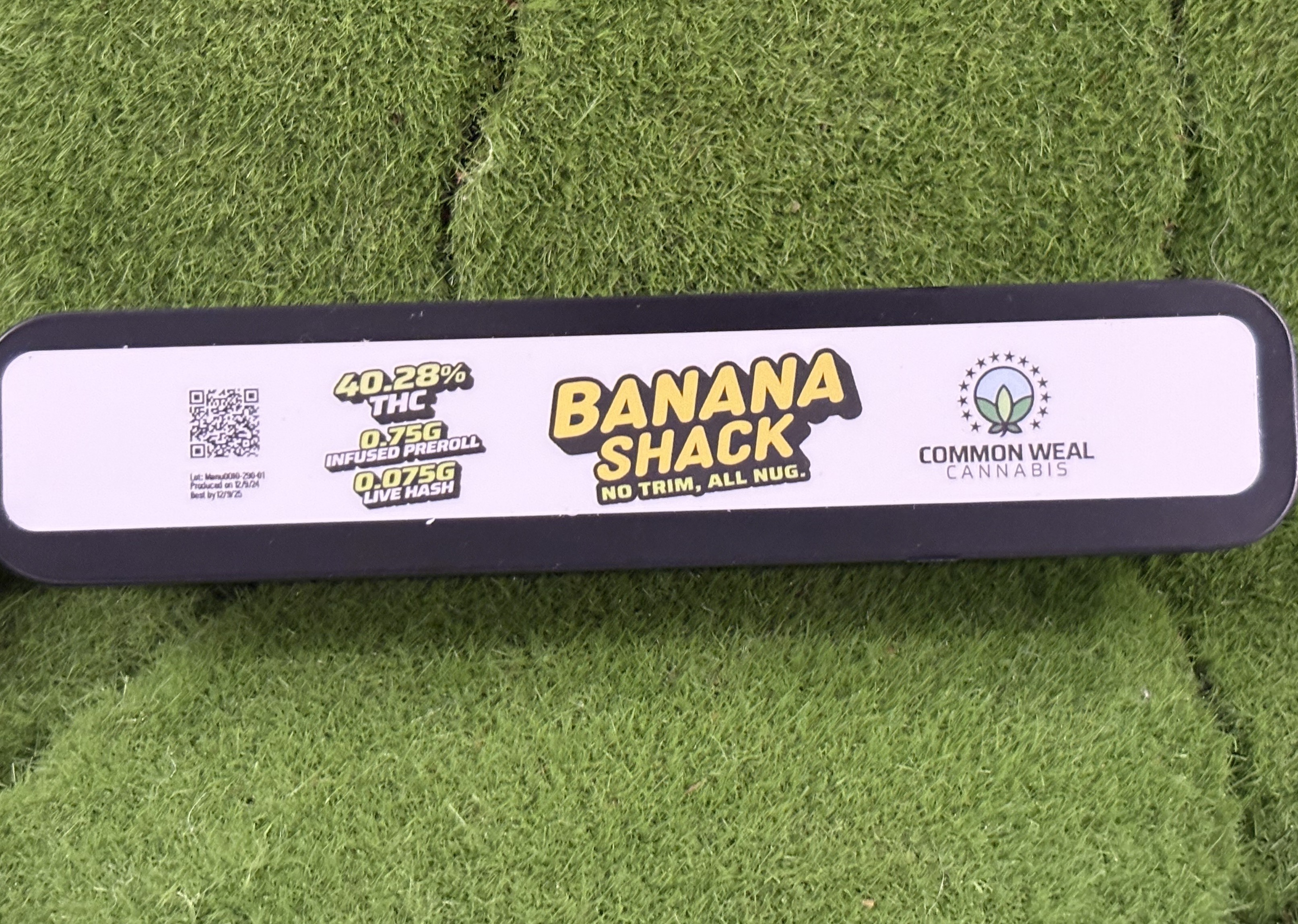 Photograph of product: au chocolat Infused Pre Roll Single | Banana Shack | Common Weal Oui'd
