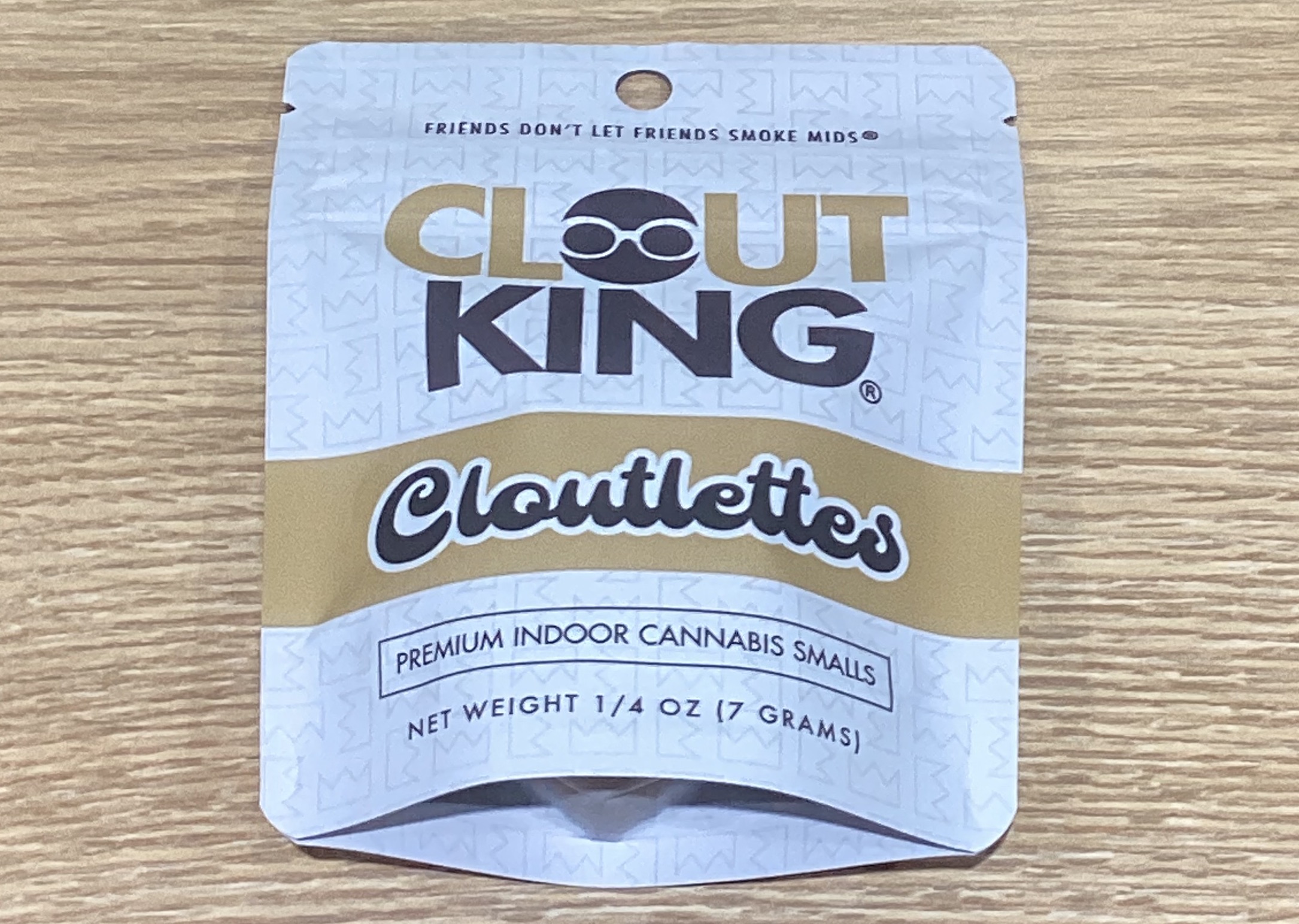 Photograph of product: CLOUTLETTES BY CLOUT KING | PREPACKED | 7G | BUBBLE BUTT