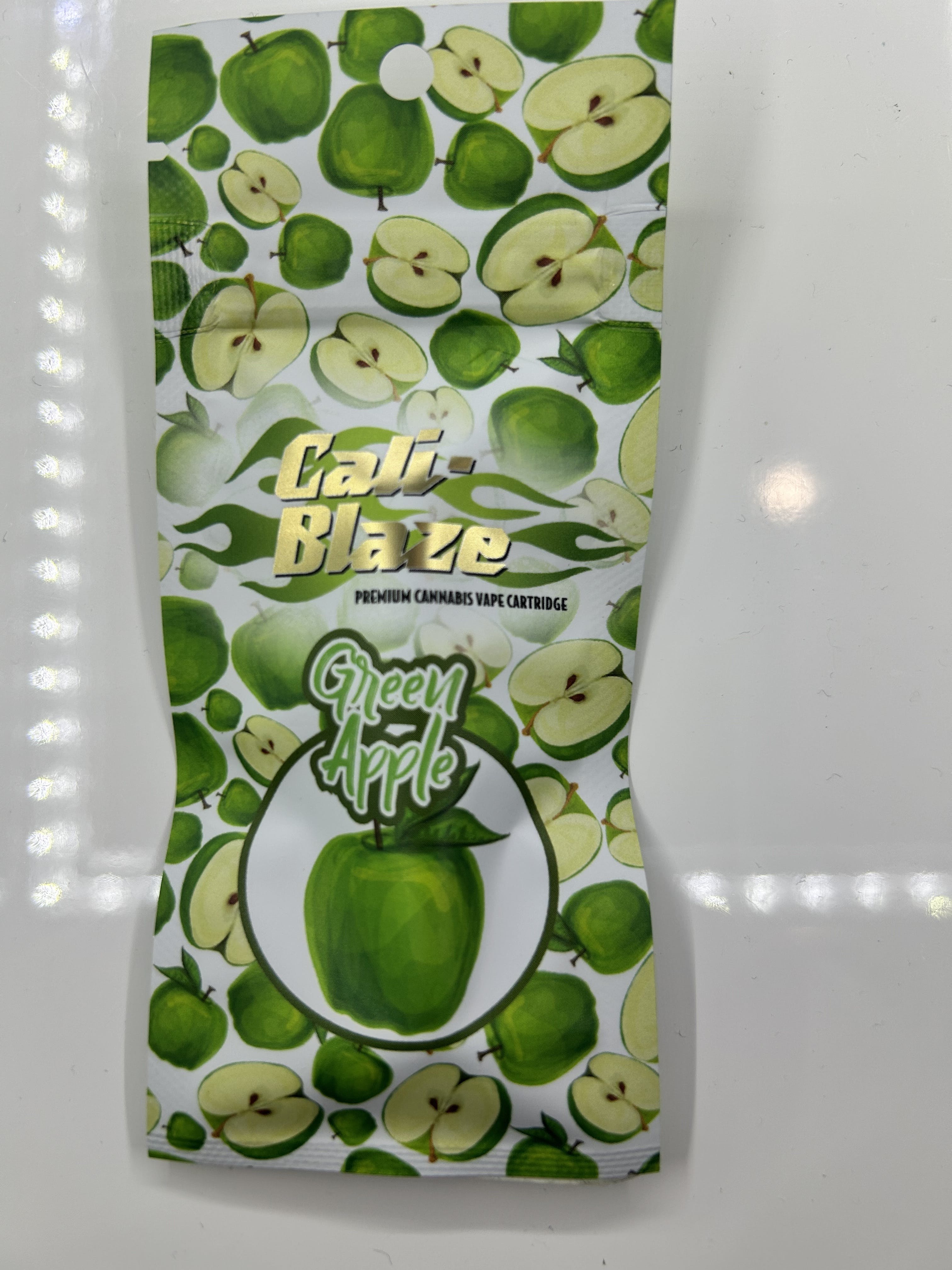 Photograph of product: Green Apple 1g Distillate Cart