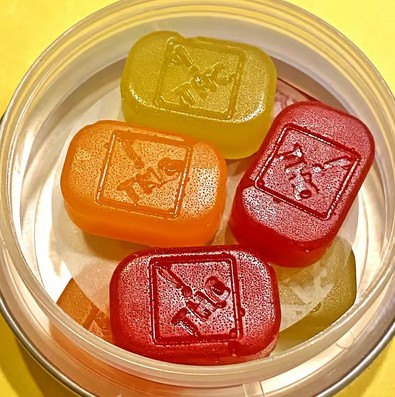 Photograph of product: Dialed-In | Gummies | Honeydust