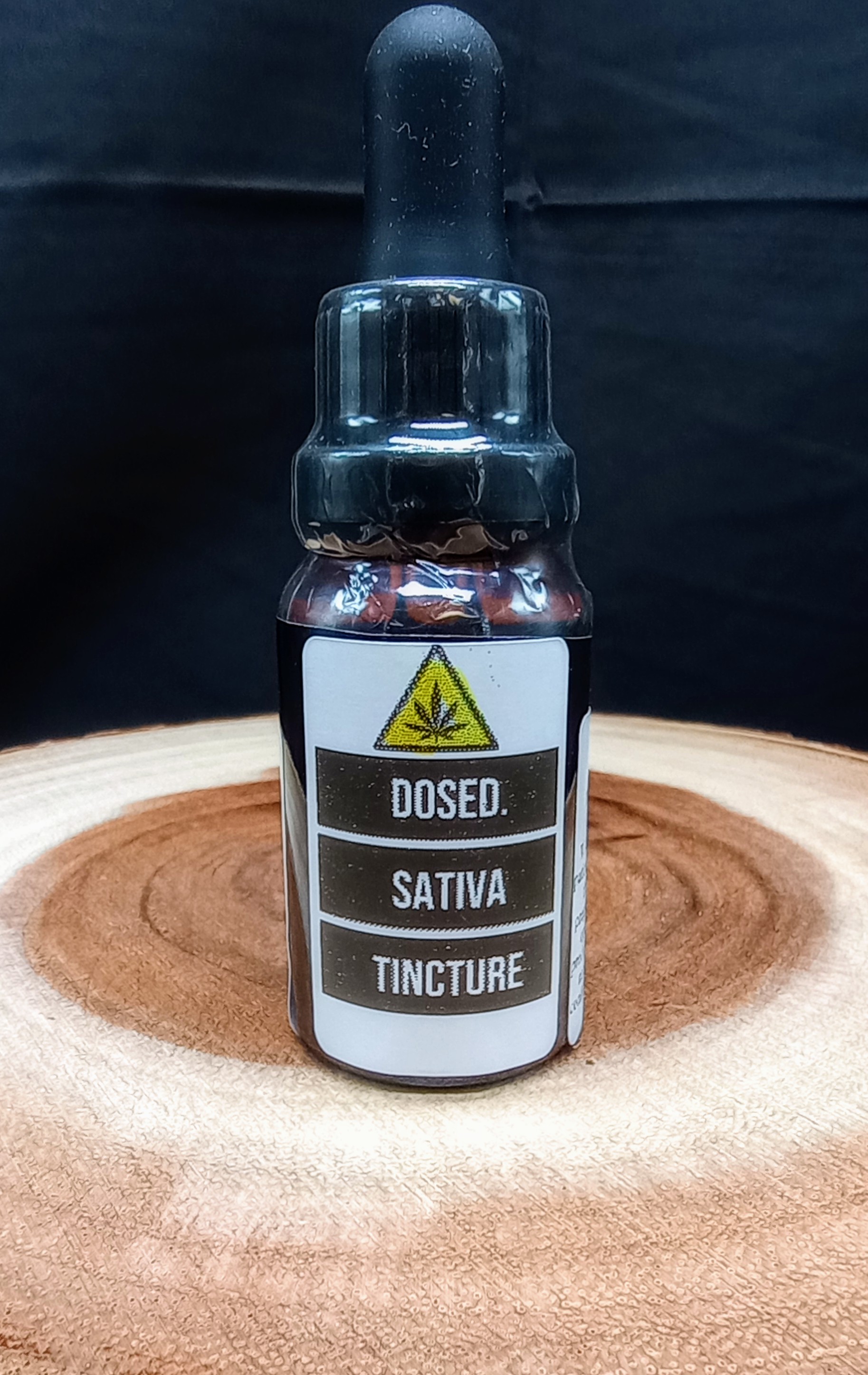Photograph of Product: Dosed 605 Tincture - Sativa