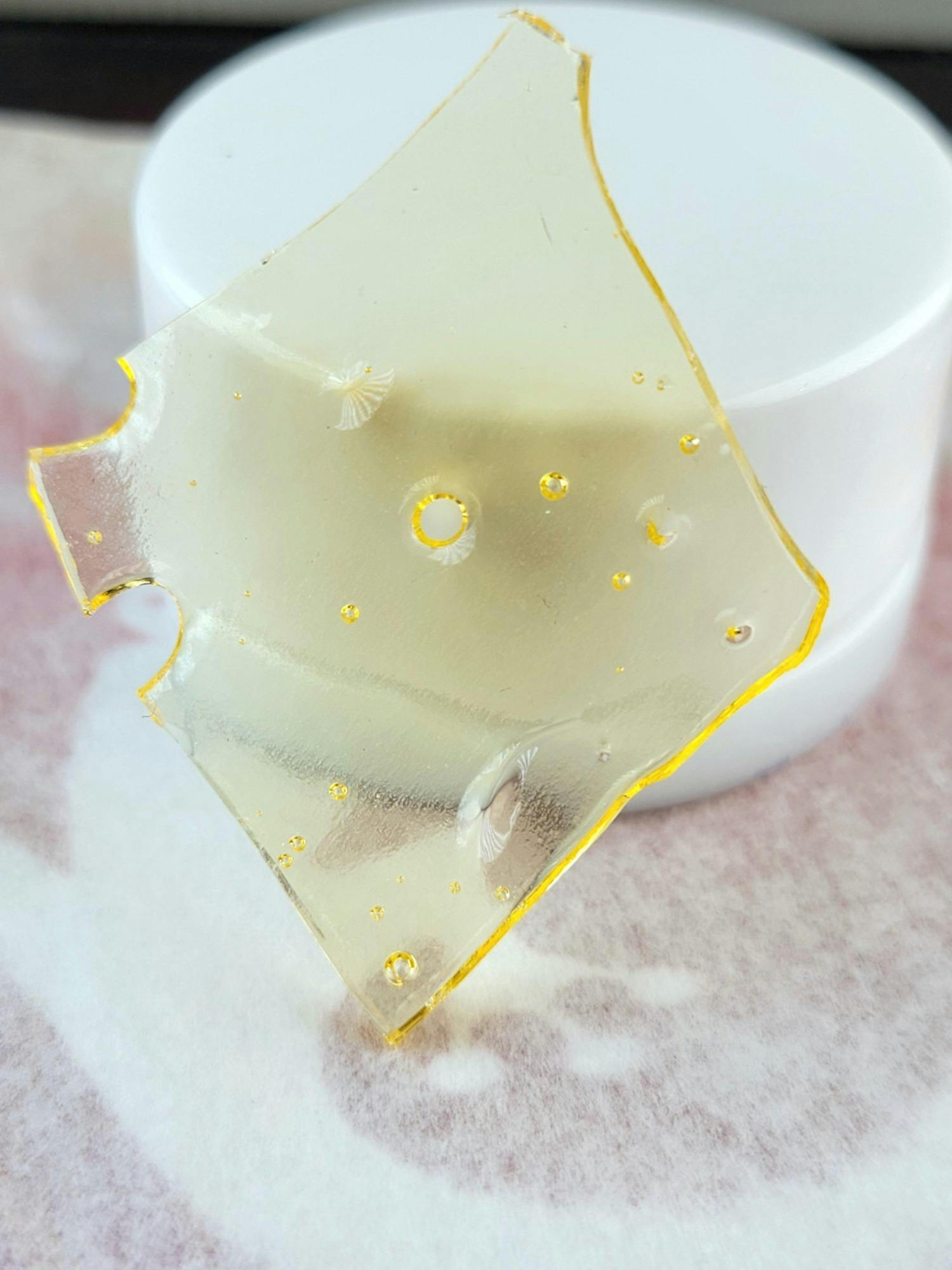 Photograph of product: NB - MAC - AXO - Shatter