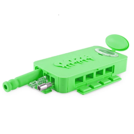 Photograph of product: Ooze | Slugger Dabbin' Dugout Travel Kit